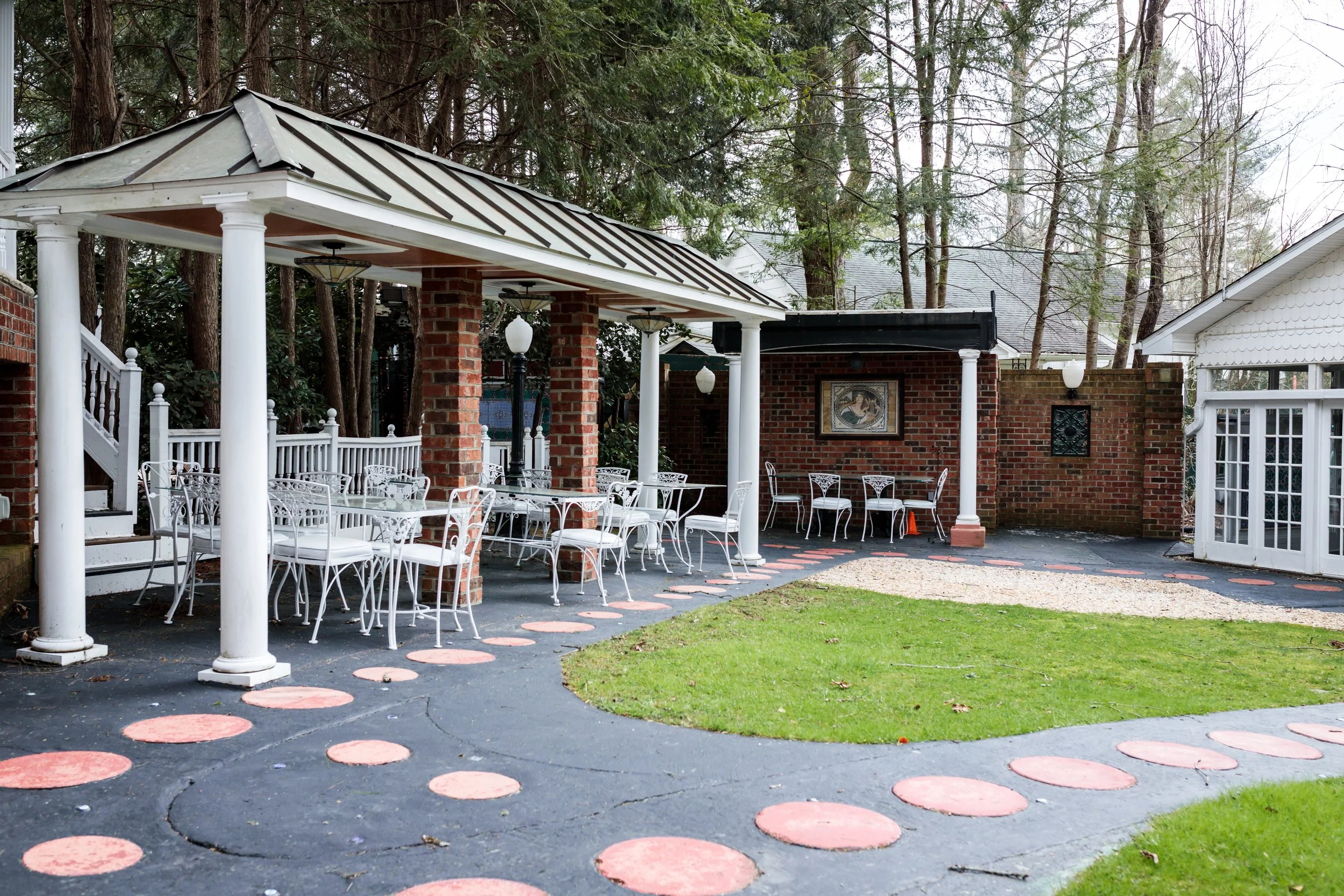 Melange Inn 031522-28.jpg