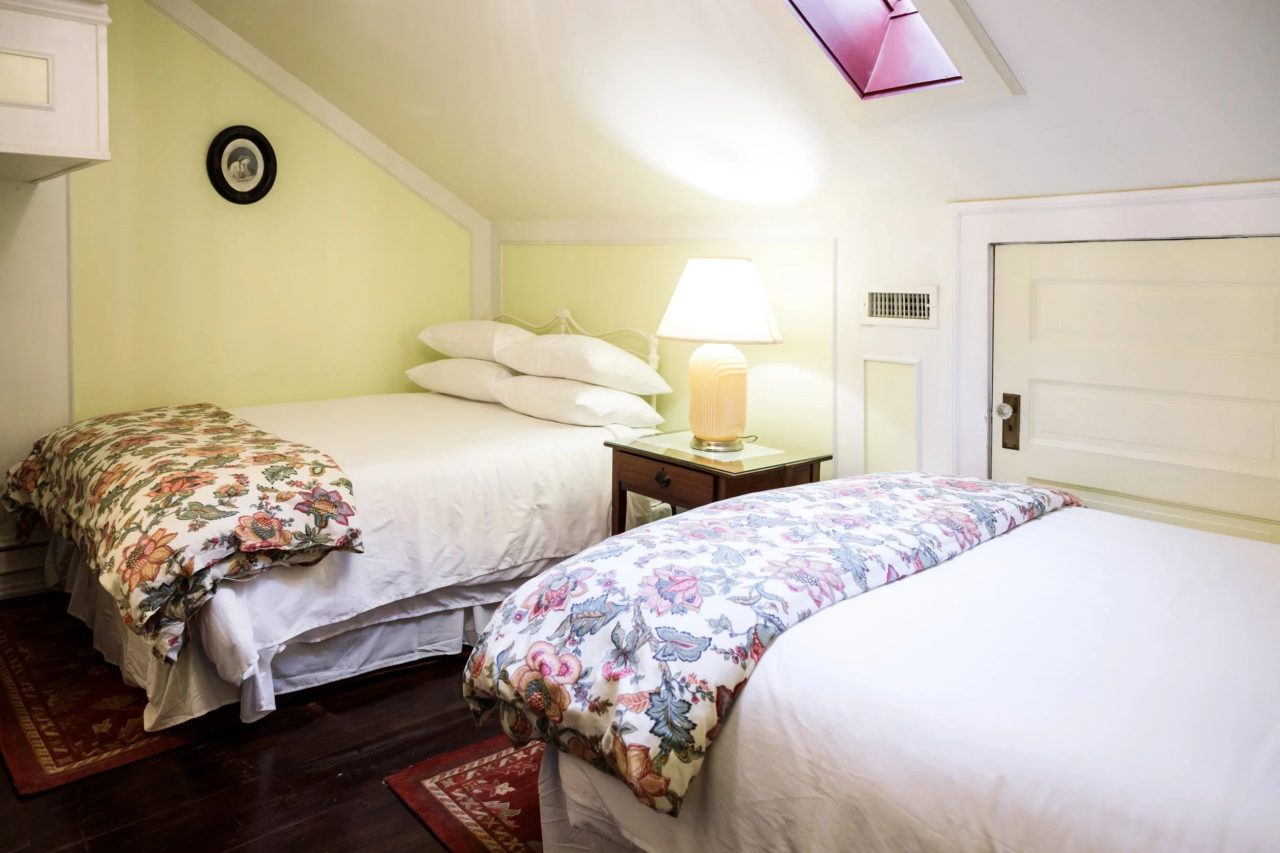 The Queens in the Loraine Suite