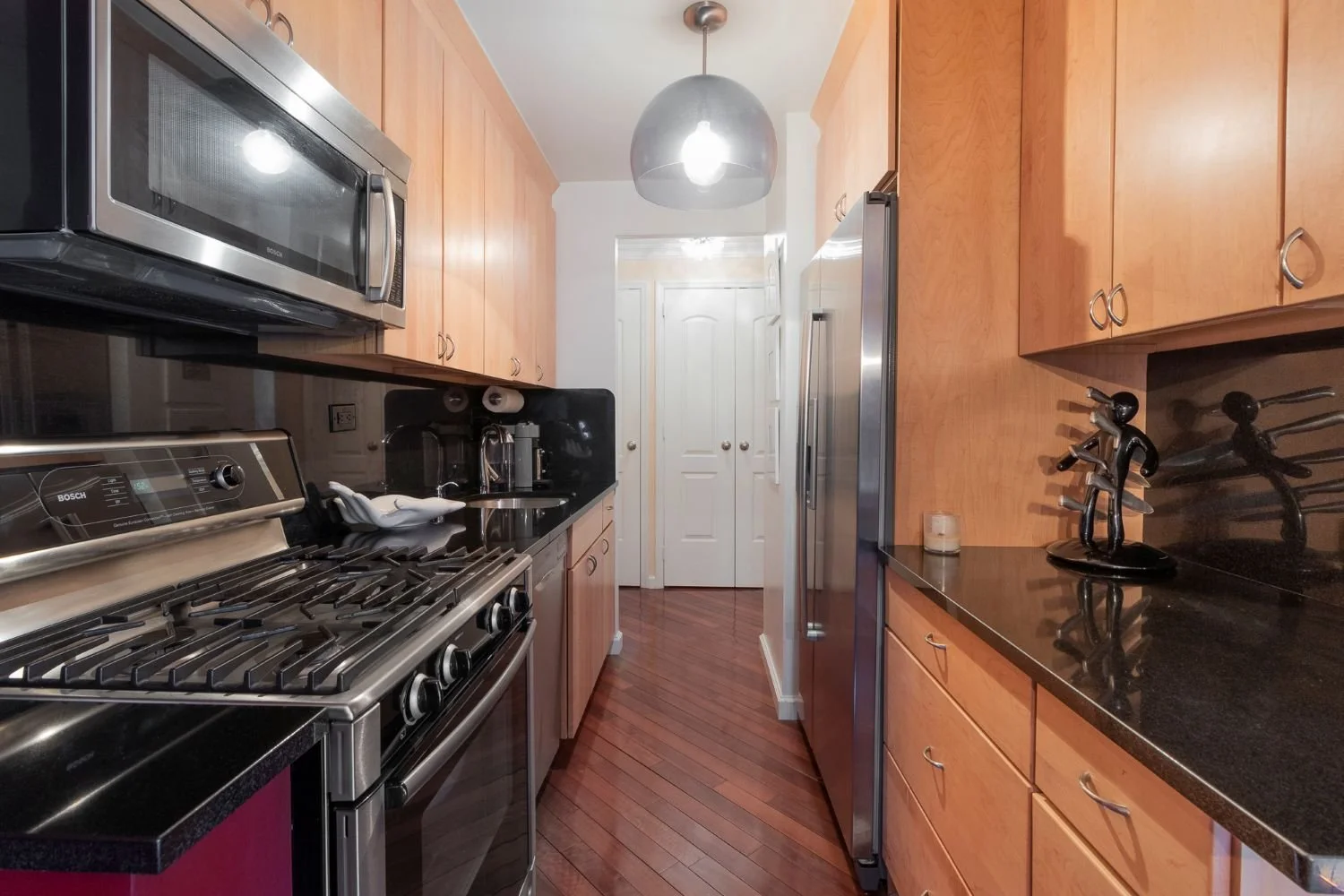 4 - Kitchen (3).jpg