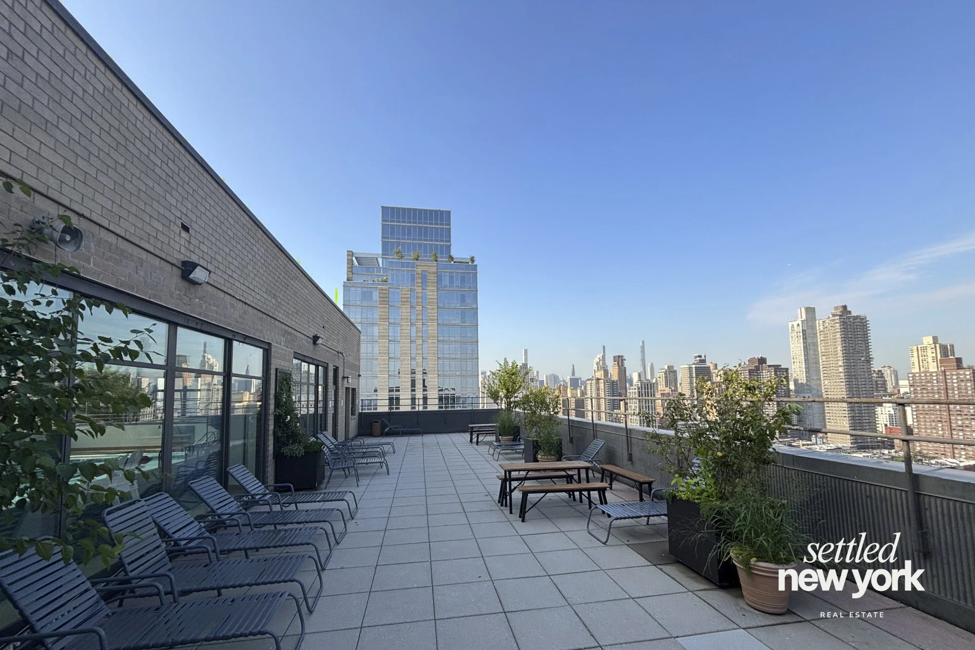 8 - Roof Deck - Web.jpg
