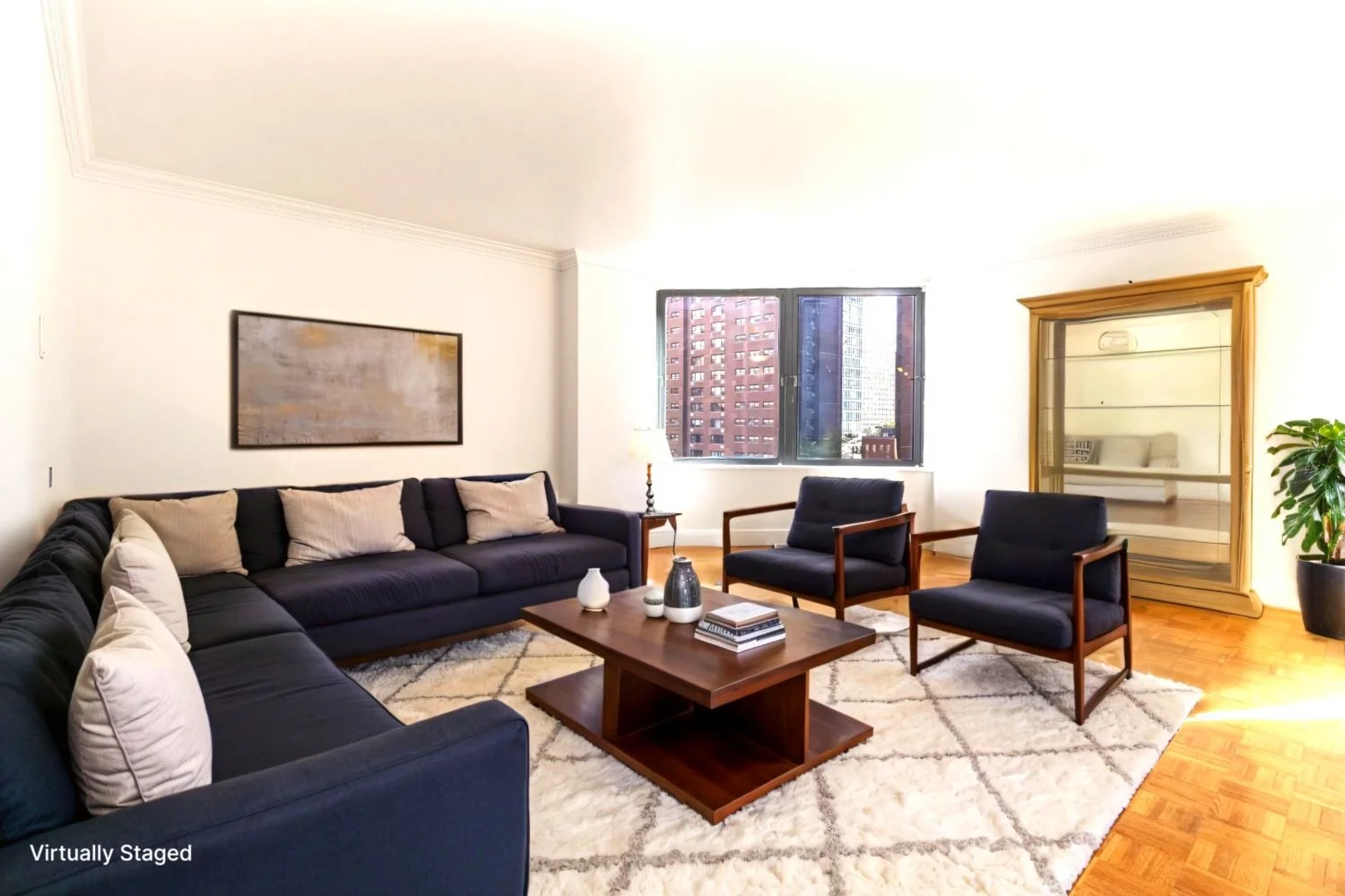 1 - LivingRoom - bright.jpg