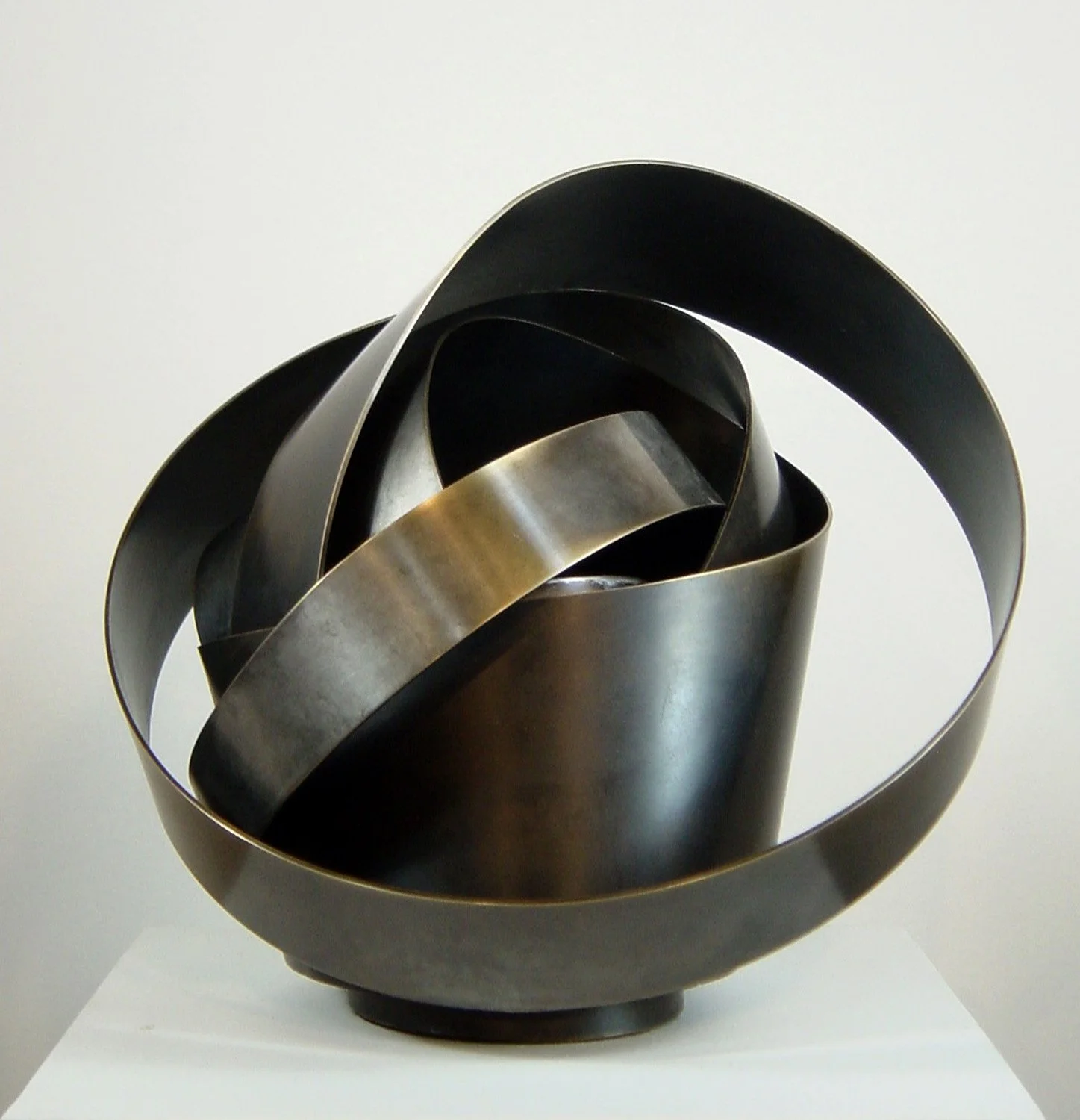 AlexKveton-LabyrinthOfThoughts-Bronze-12x13 - Alex Kveton Studio.jpg