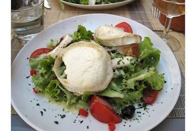 Provence: Light lunch in Chateau Neuf du Pape