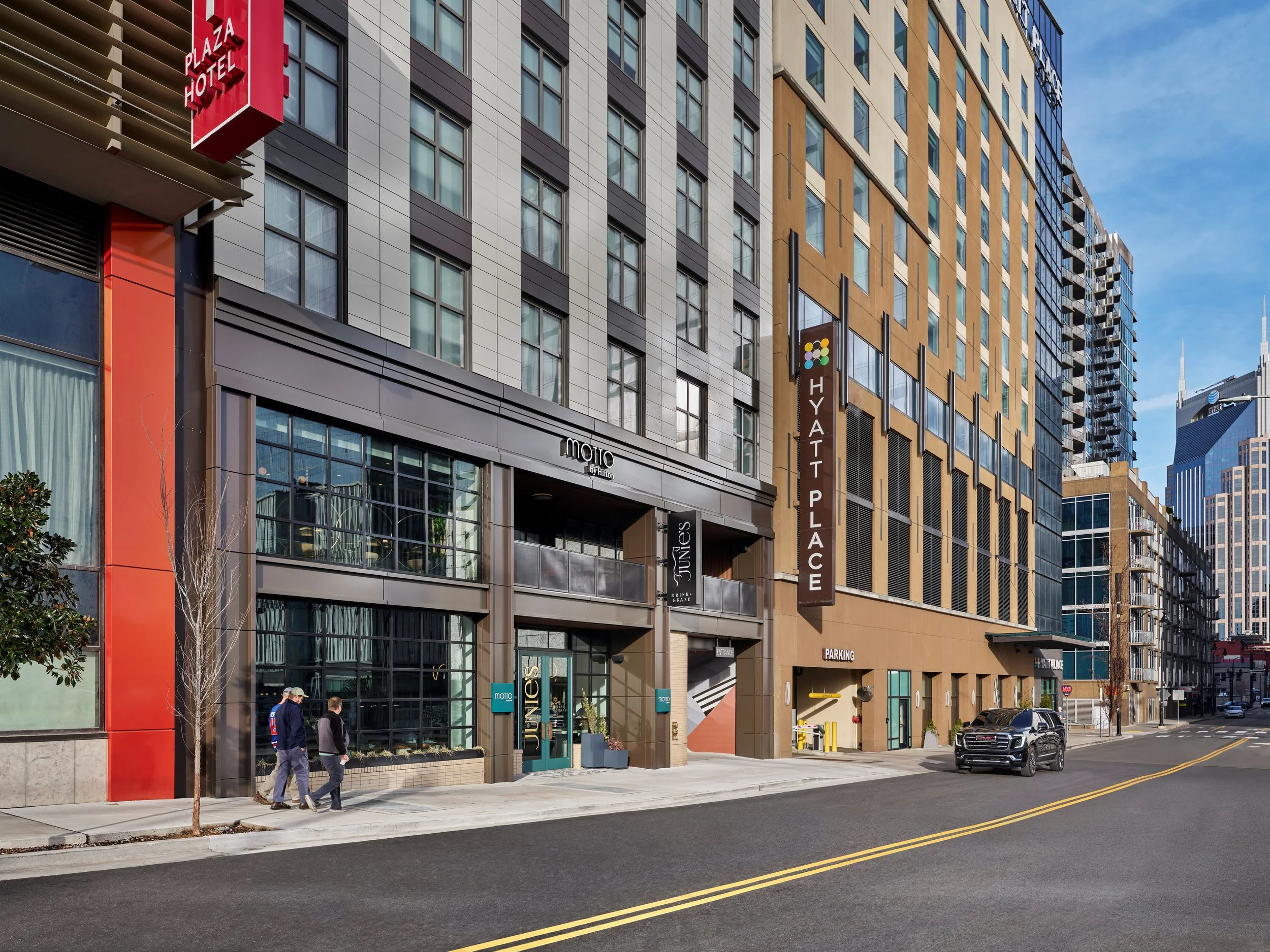 23031_00_MottobyHilton_Exterior 06r_Low Res.jpg