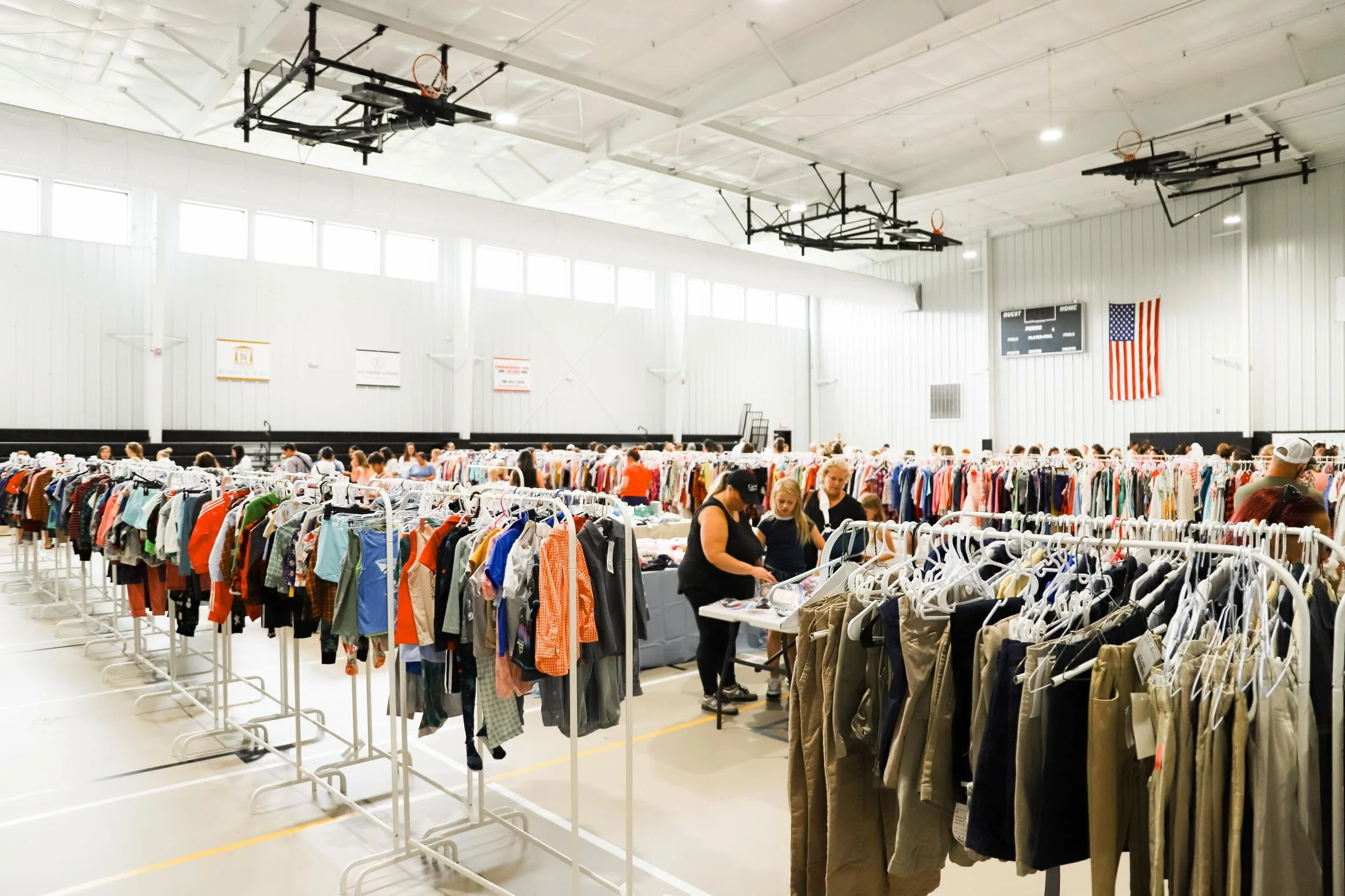 Still can&rsquo;t believe this was real. What started as an idea turned into thousands of children&rsquo;s items, over 100 consignors, and a gym FULL of families shopping Lake Oconee Kids&rsquo; very first sale.

We&rsquo;re still looking through all