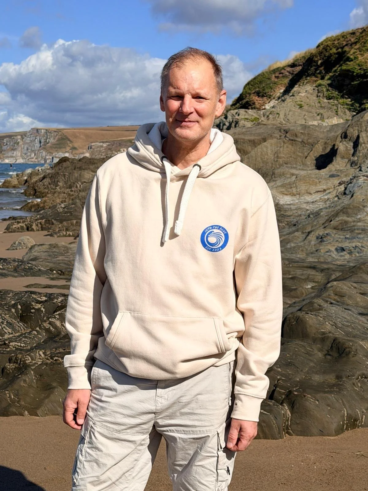 hoodie7.jpg (Copy)