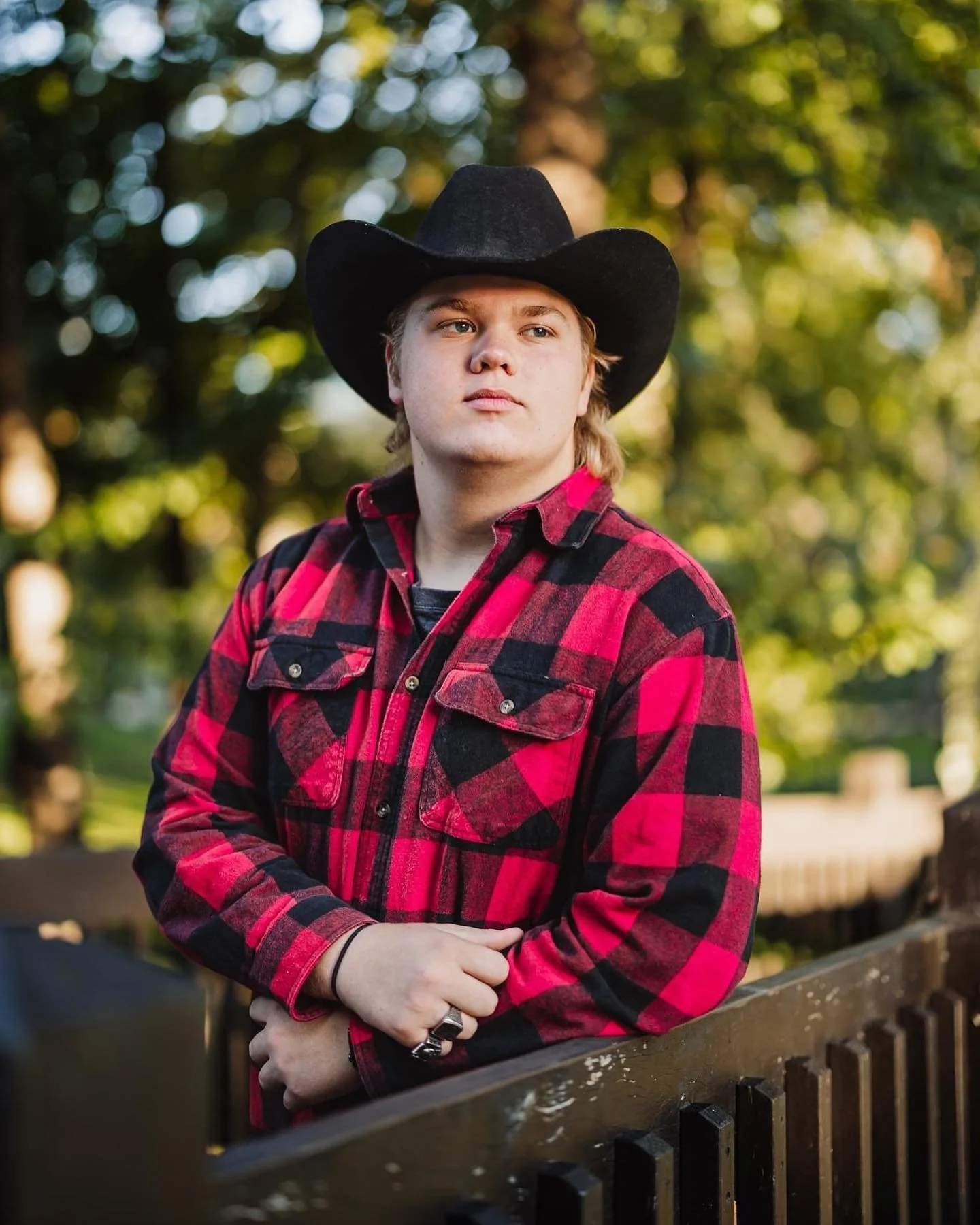 Wrapping up senior sessions! If you have/are a junior, now is the perfect time to start looking for your senior photographer! 

I offer payment plans and you get benefits for setting up a prepayment plan with me. Let's get your senior-to-be scheduled