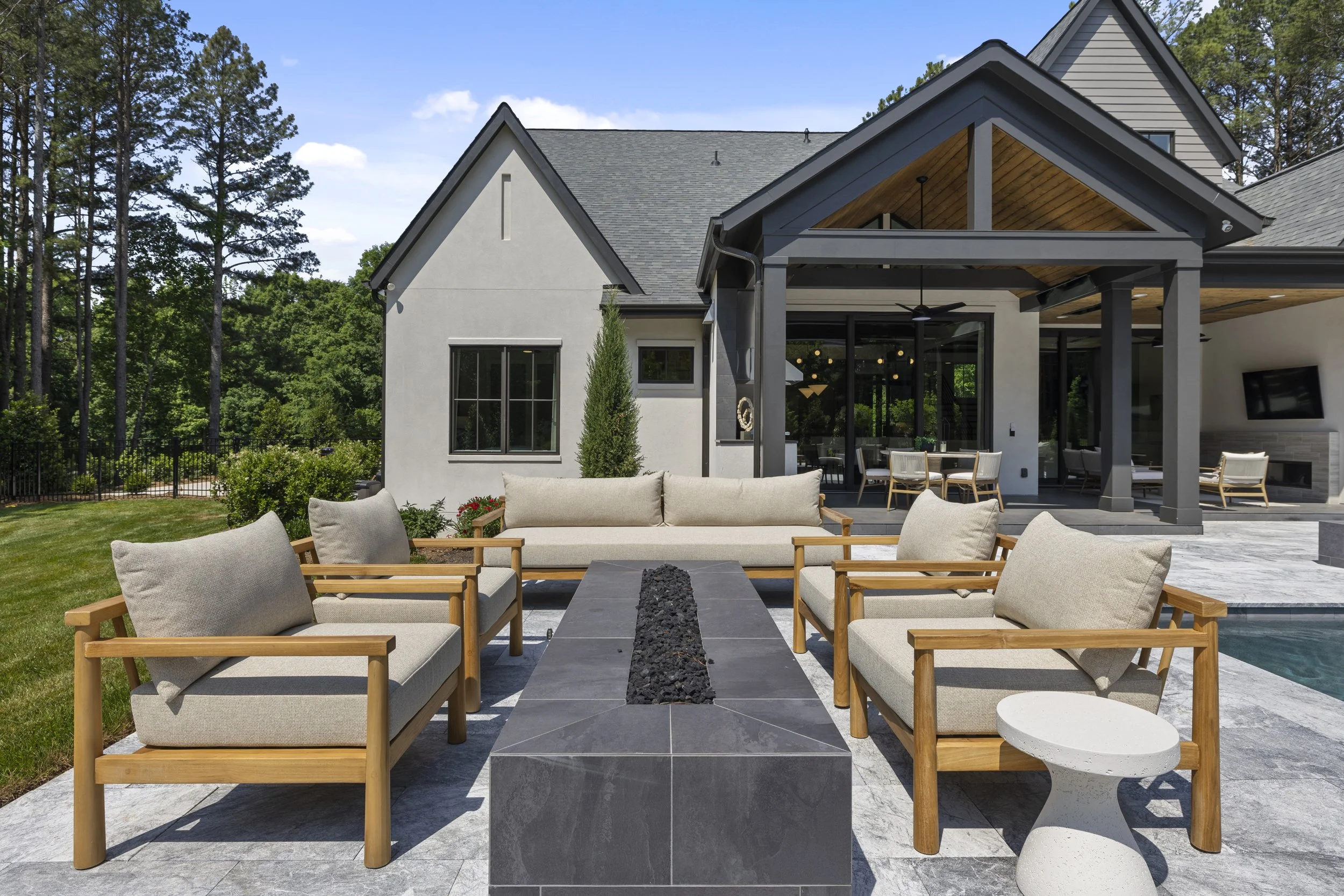 outdoor 5.jpg