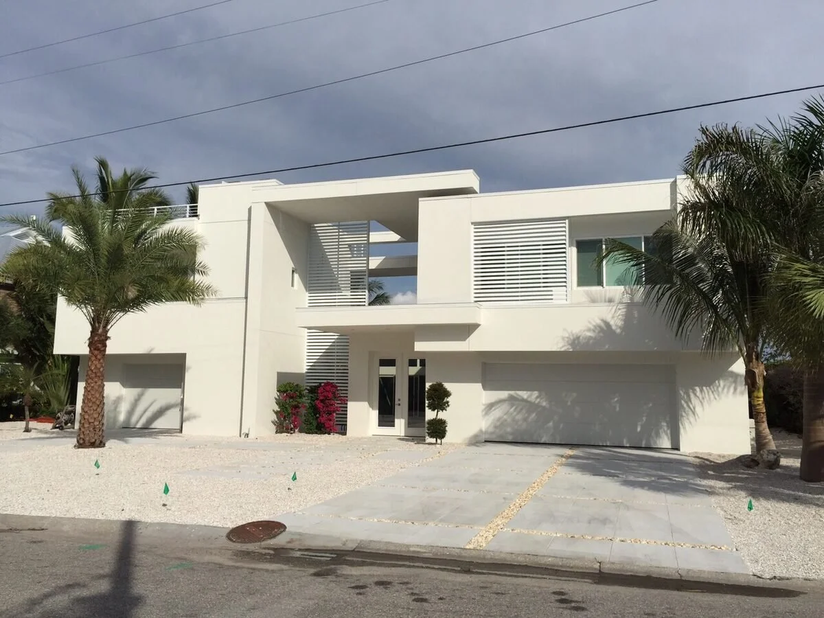 Modern House - Front facade