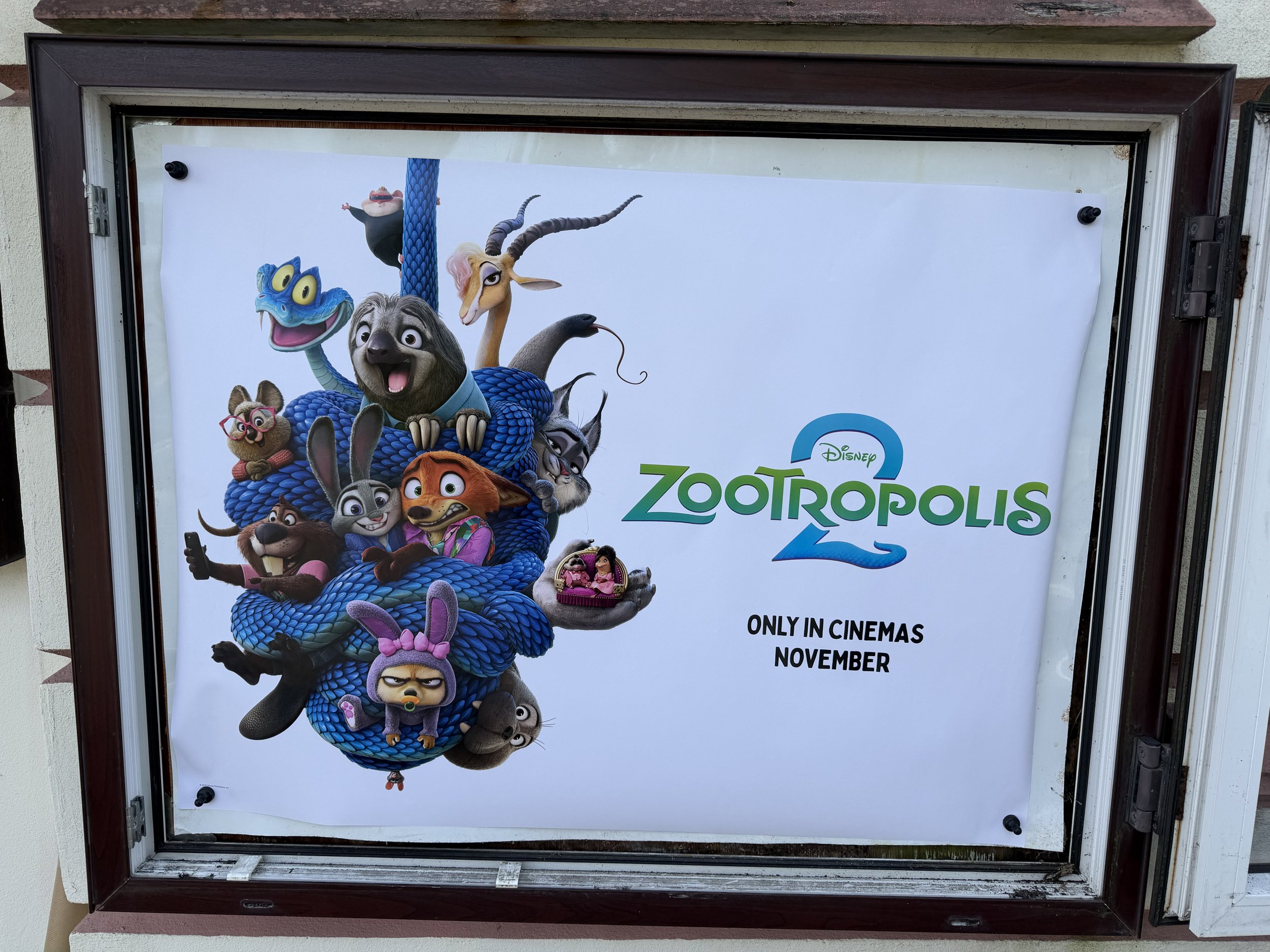 Quad Poster - Zootropolis 2 - Poster 4.jpg