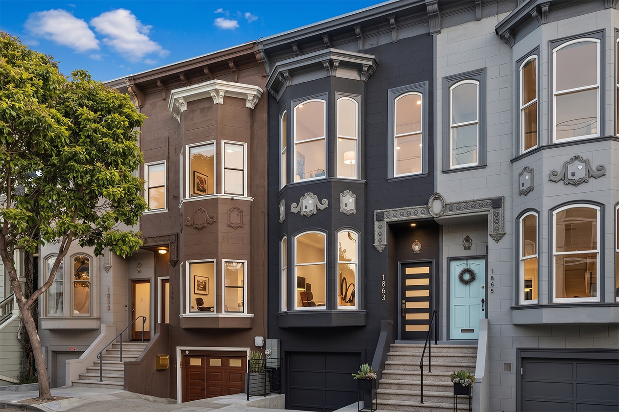 Pine Street, CA