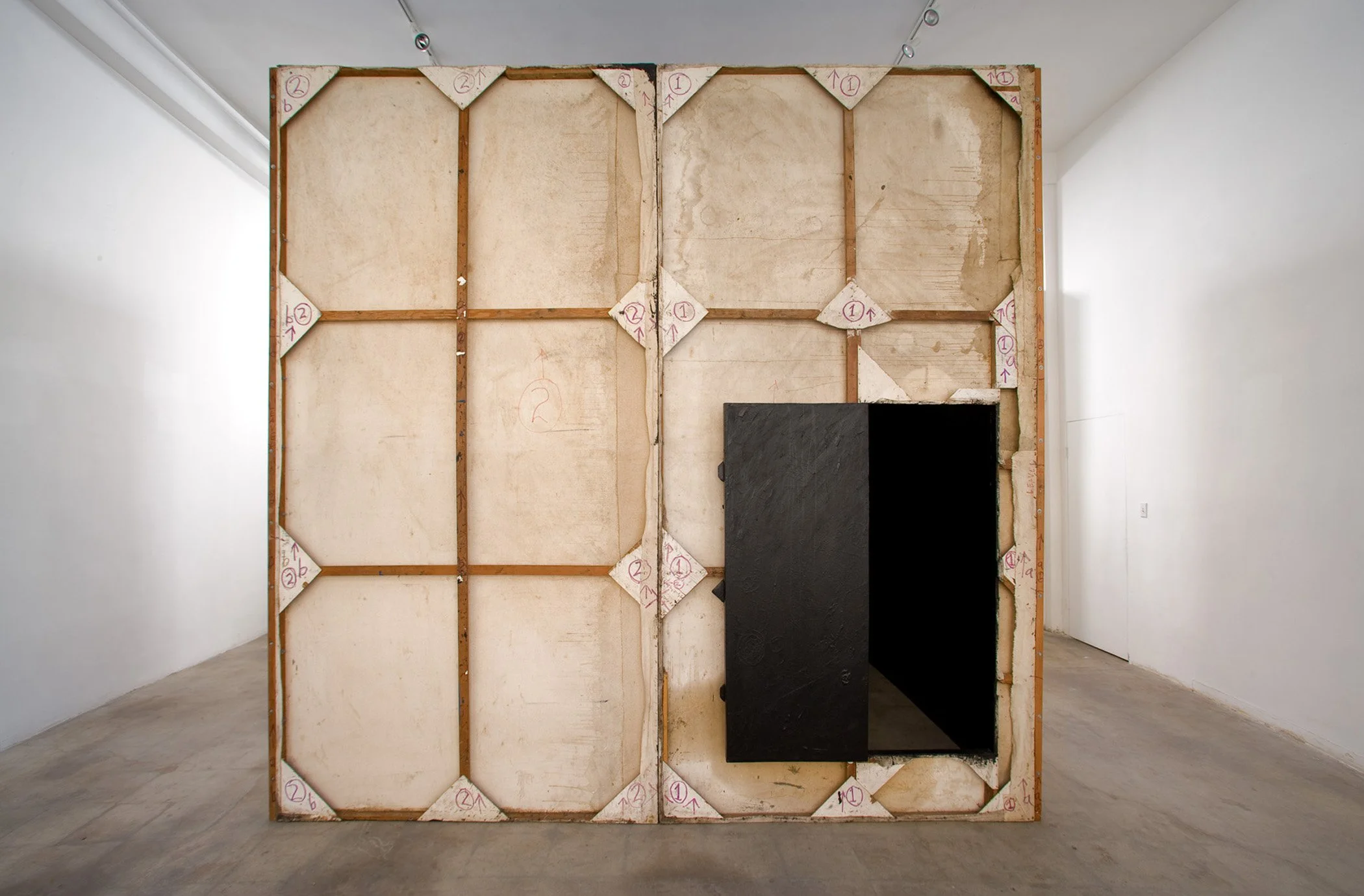  The War Room 1967/68-2002 Exterior View Photo: Fredrik Nilsen 