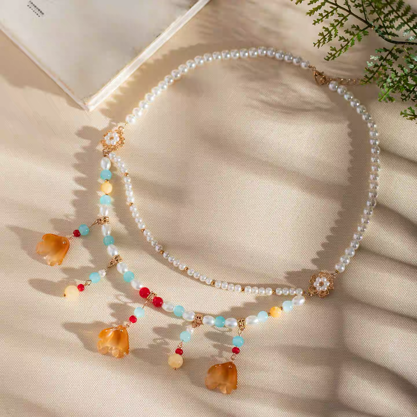Double-Layer Short Necklace in Fallen Leaf Yellow
