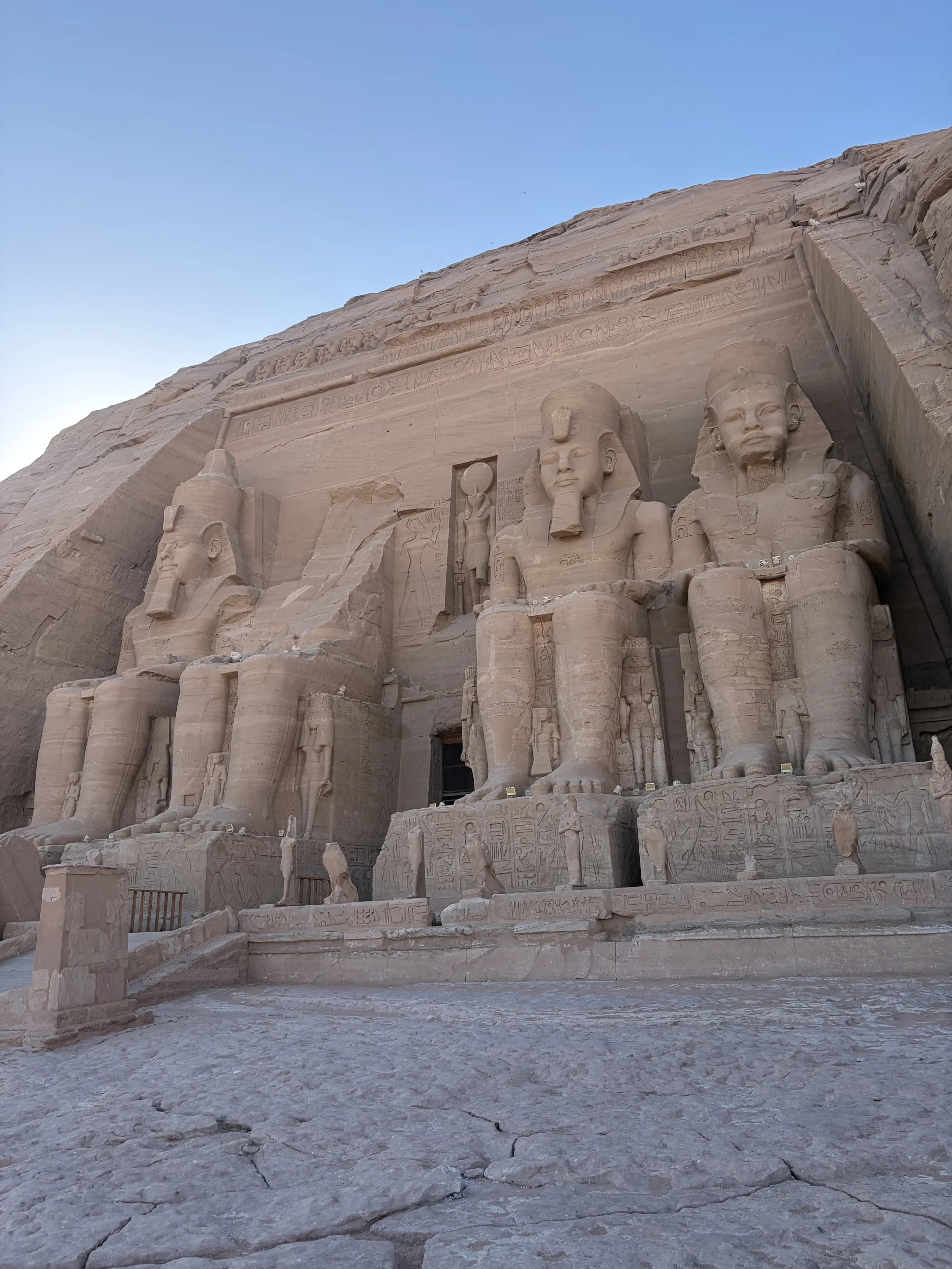 Abu Simbel: Temples at the Frontier