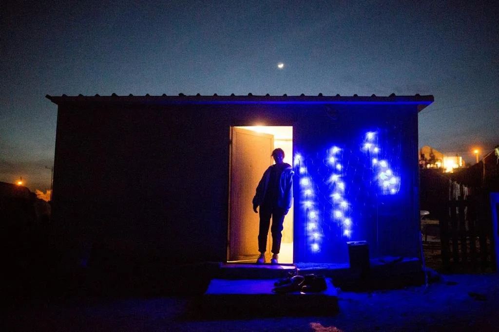 Outside-Guest-House-at-Night-SHH-Hineinu.jpeg