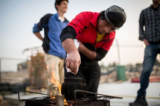 Making-tea-in-Umm-al-Kheir-.jpeg