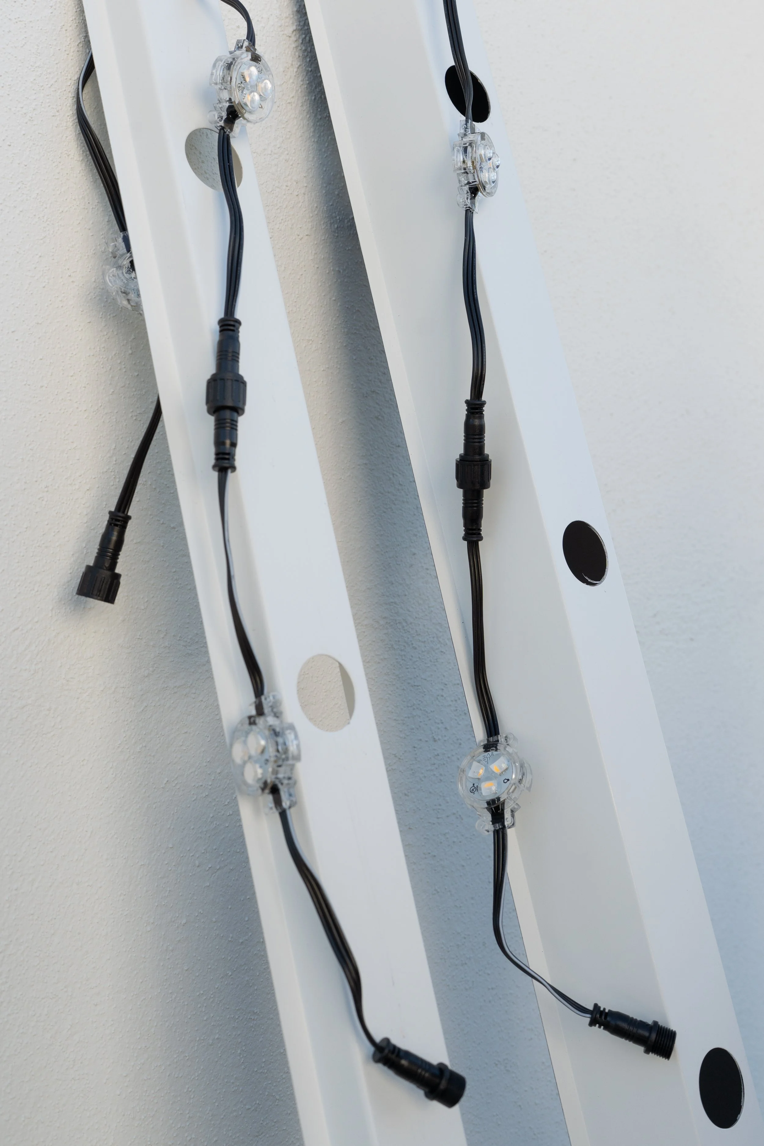 Weatherproof aluminum track housing LED pucks for permanent Christmas outdoor lighting