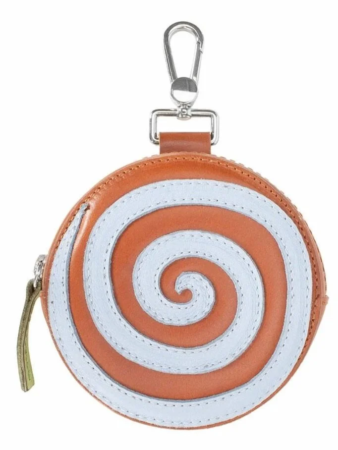 kitty-brown-blue-round-clip-on-pouch-colour_image-0000025528-retina_detail.jpg