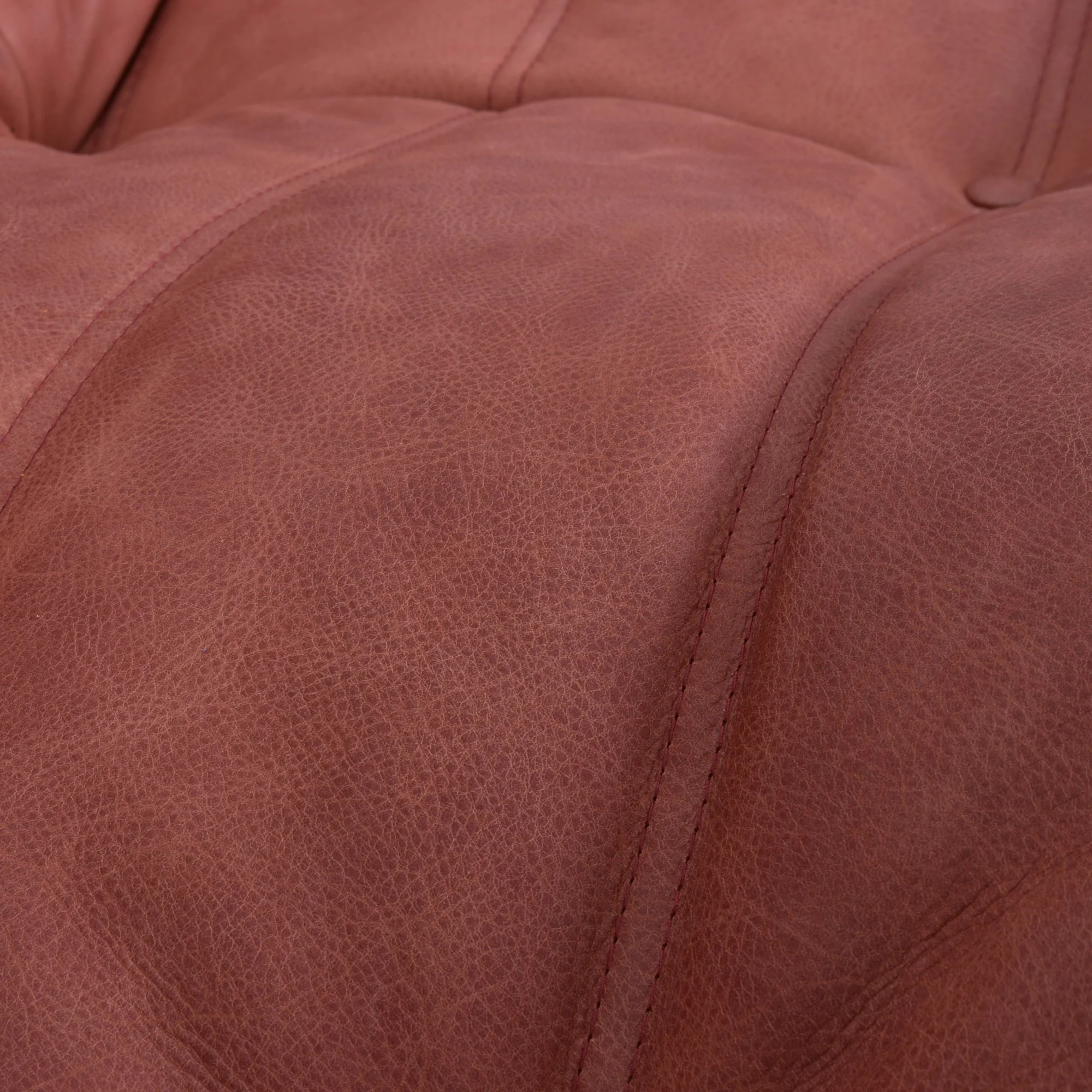 Brick Sofa 923.jpg