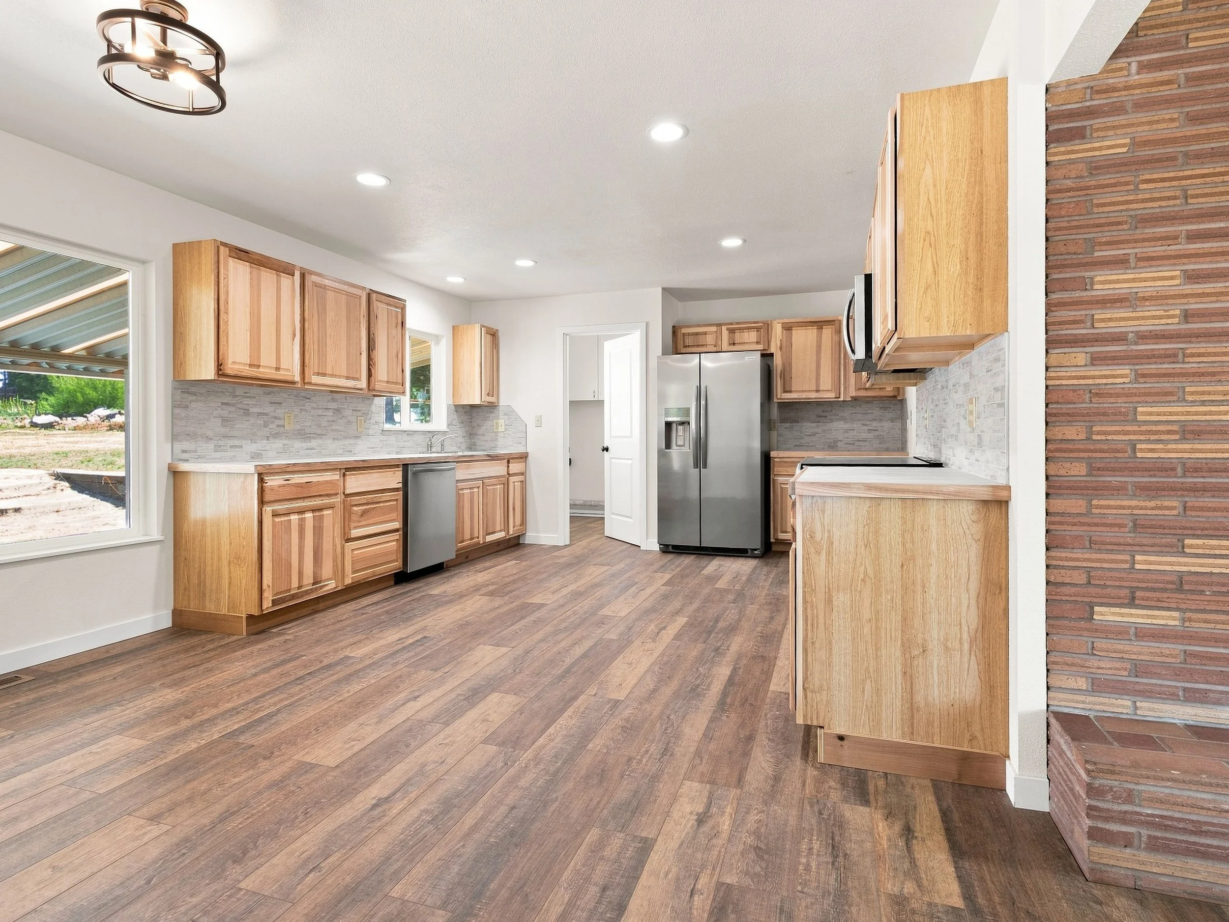 03 Hilldale Kitchen 1.jpg