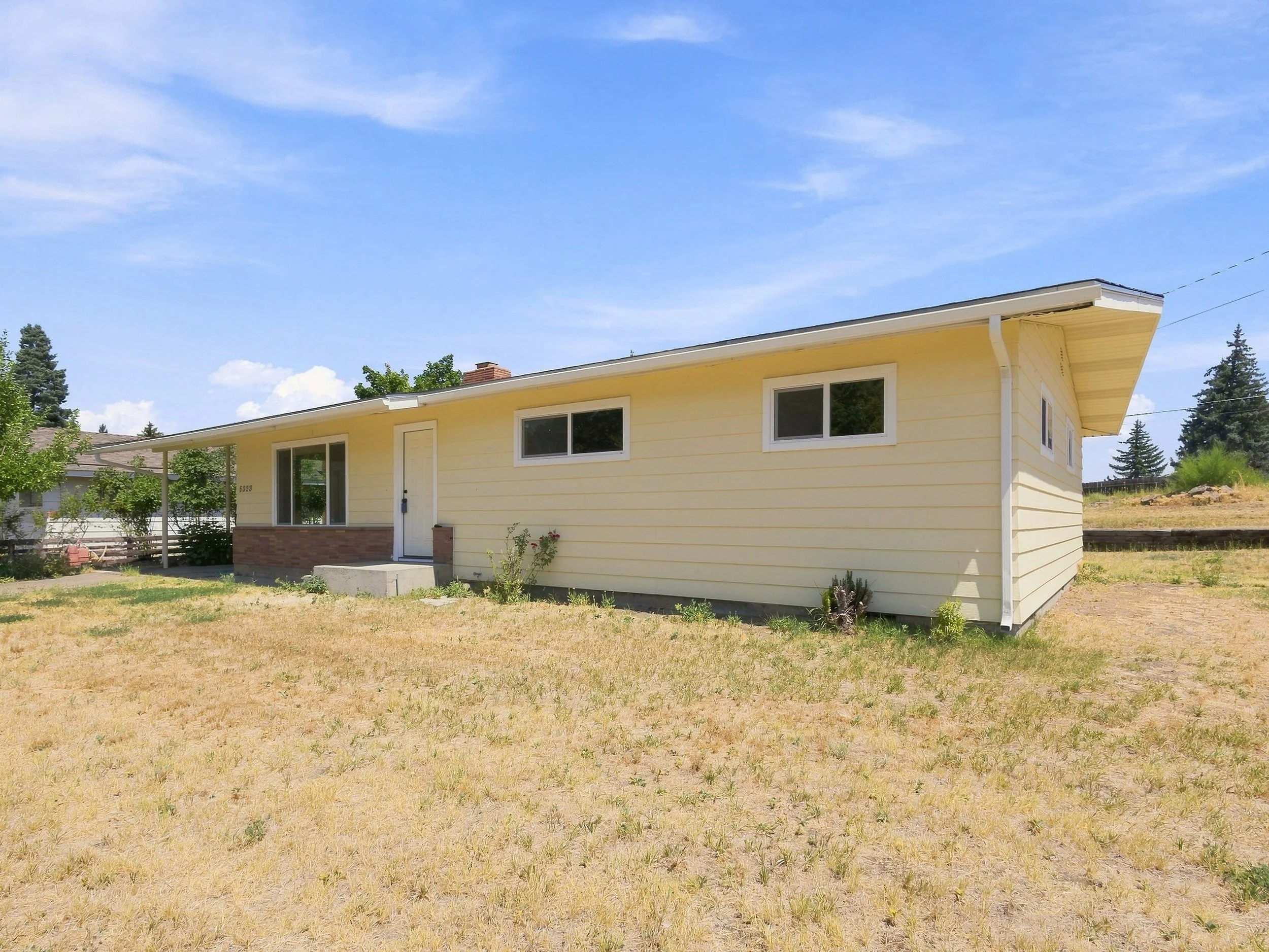 01 Hilldale Exterior 3.jpg