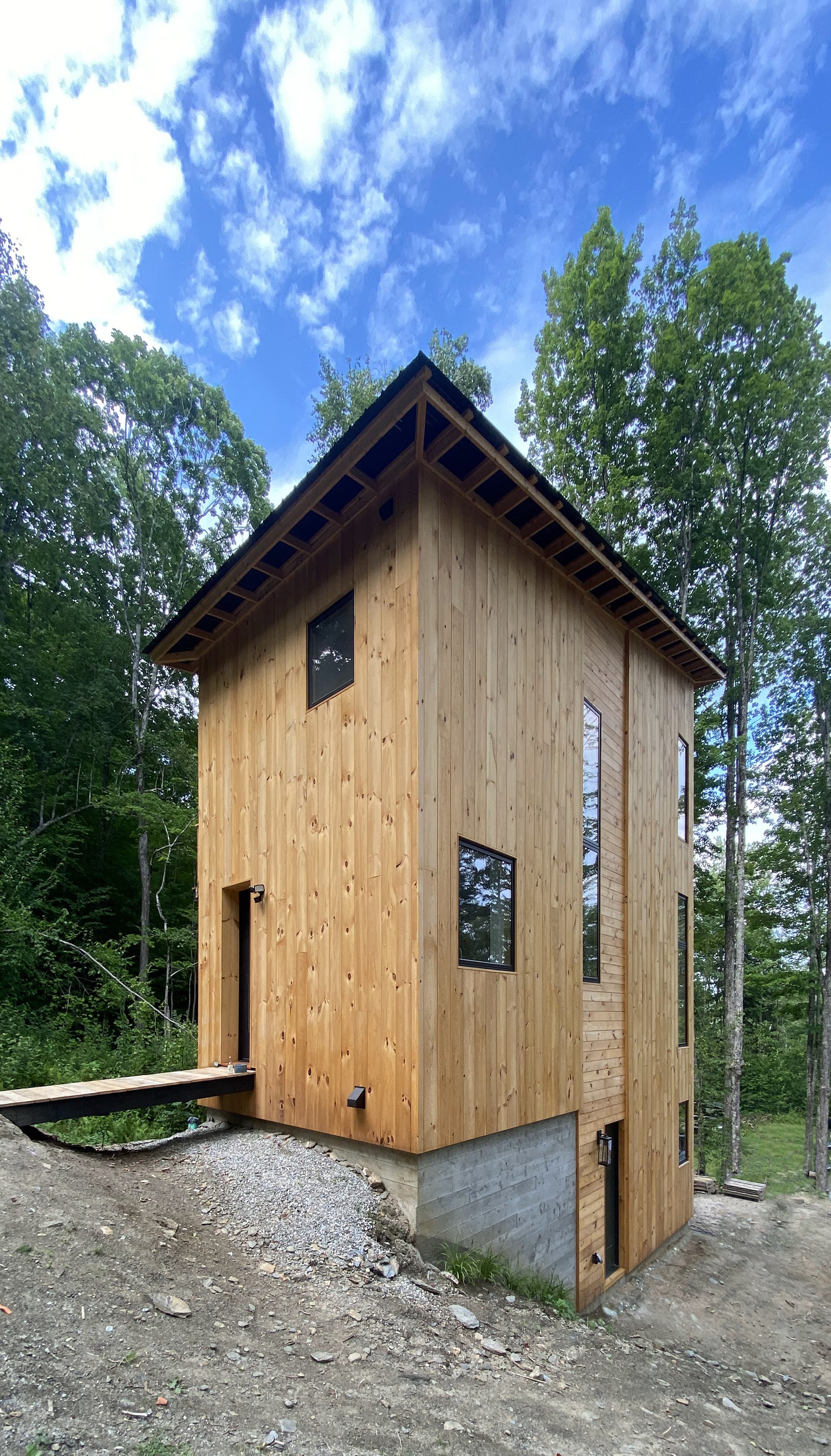 Tiny Tower Pine Exterior.jpg
