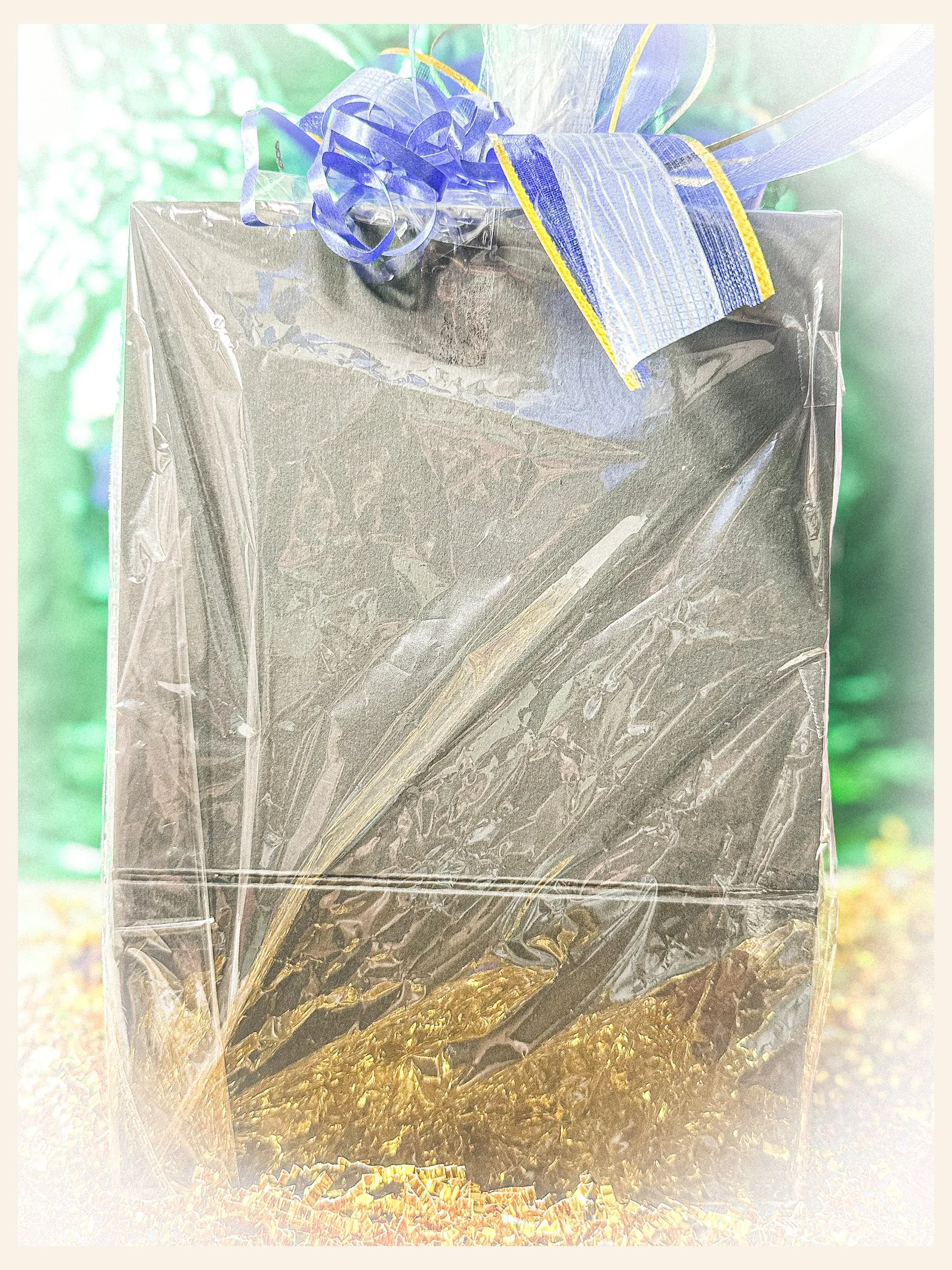 SKU _TOLGB-GEV-1020 - Gold Themed Football Dad Sticker Box - 6.jpg