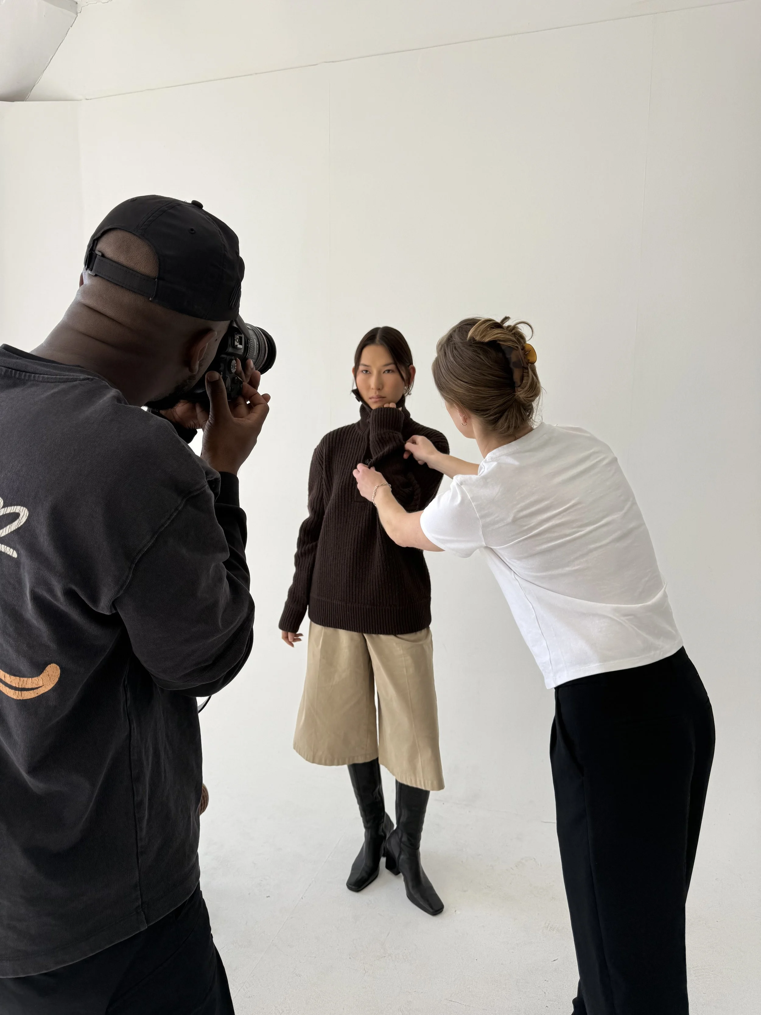 slow-sunday-creatives-amanda-adam-kris-ryan-bts-25.jpeg