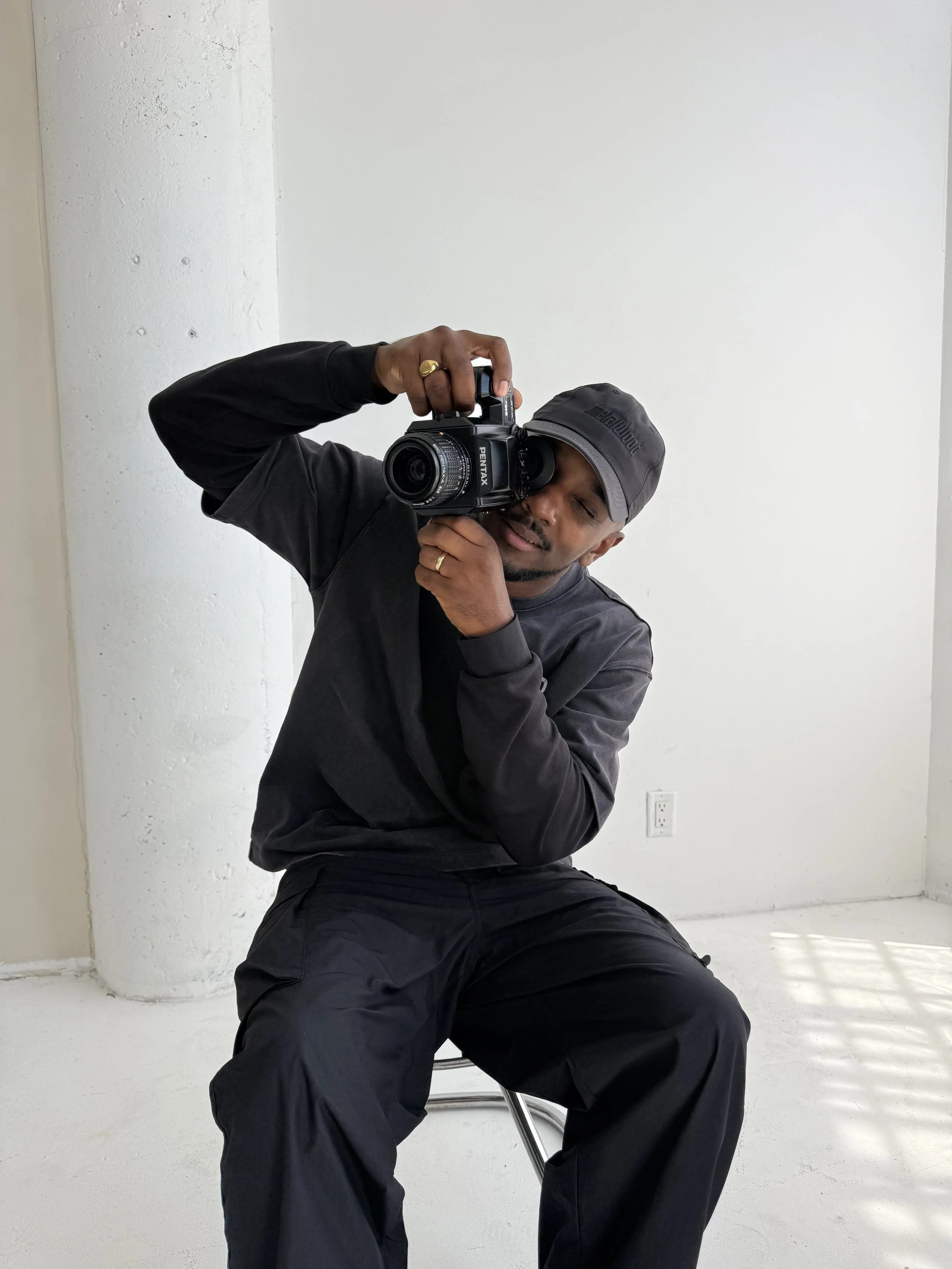 slow-sunday-creatives-amanda-adam-kris-ryan-bts-8.jpeg