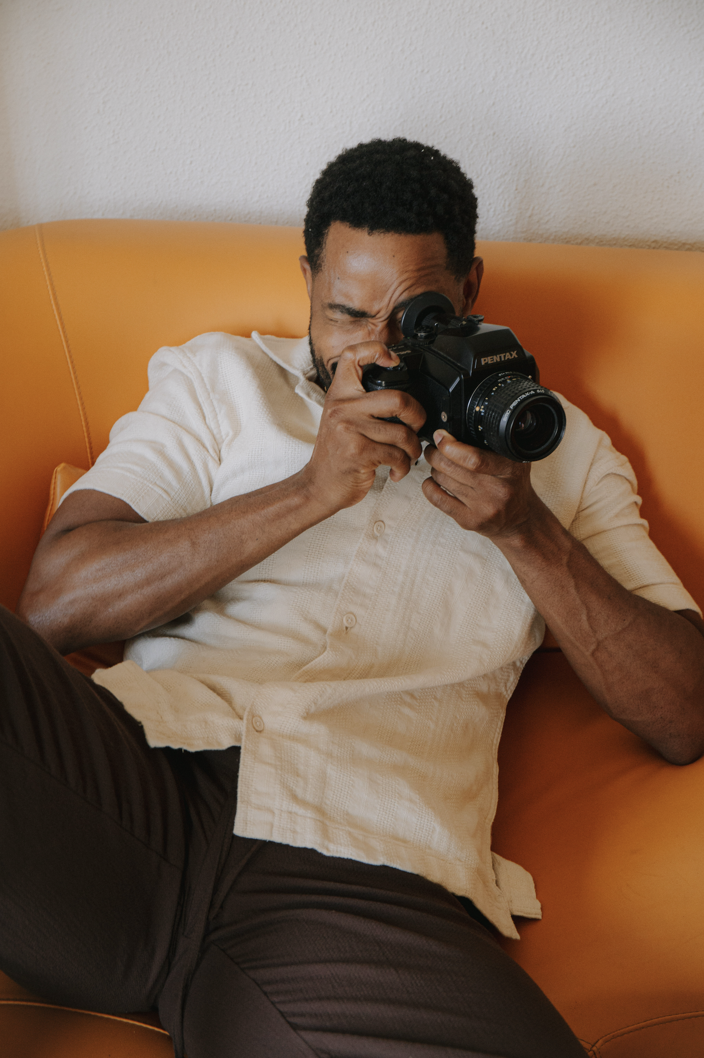 slow-sunday-creatives-kris-ryan-jay-ellis-home-13.png