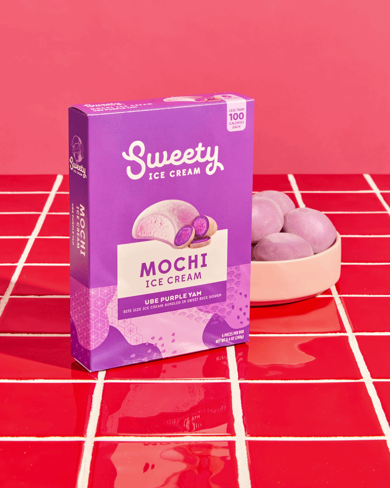 slow-sunday-creatives-claire-bruhl-sweety-8.gif