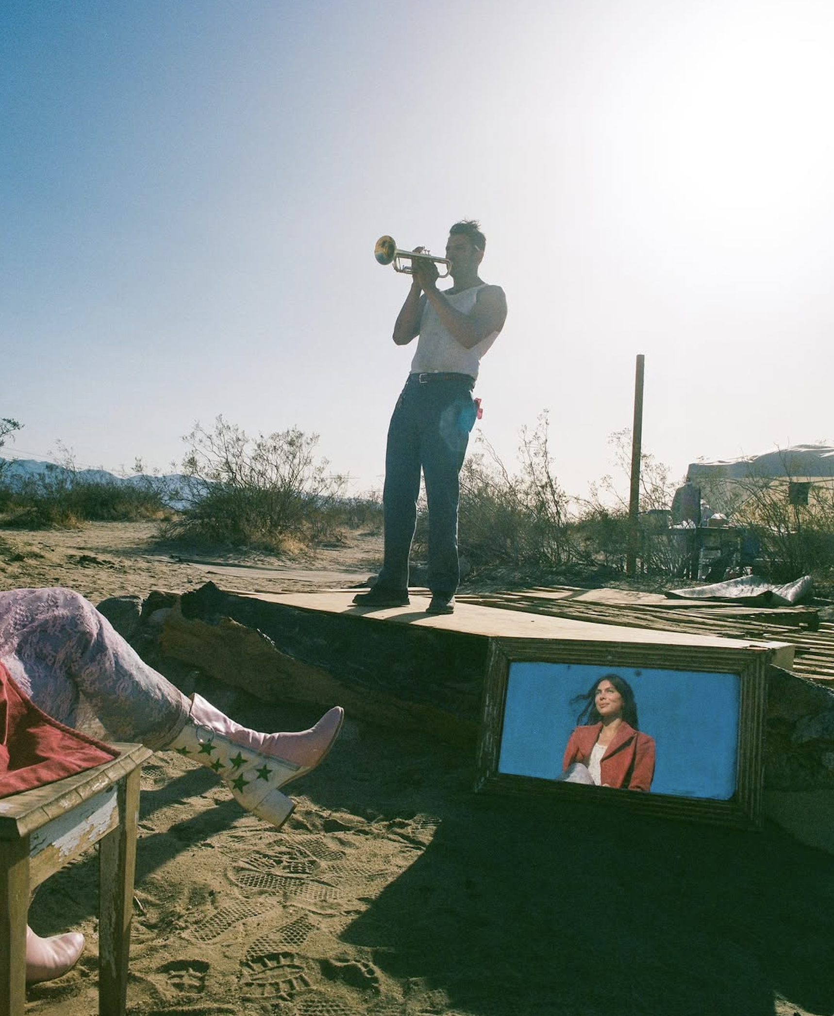 slow-sunday-creatives-amanda-adam-finding-daisy-bts-9.png