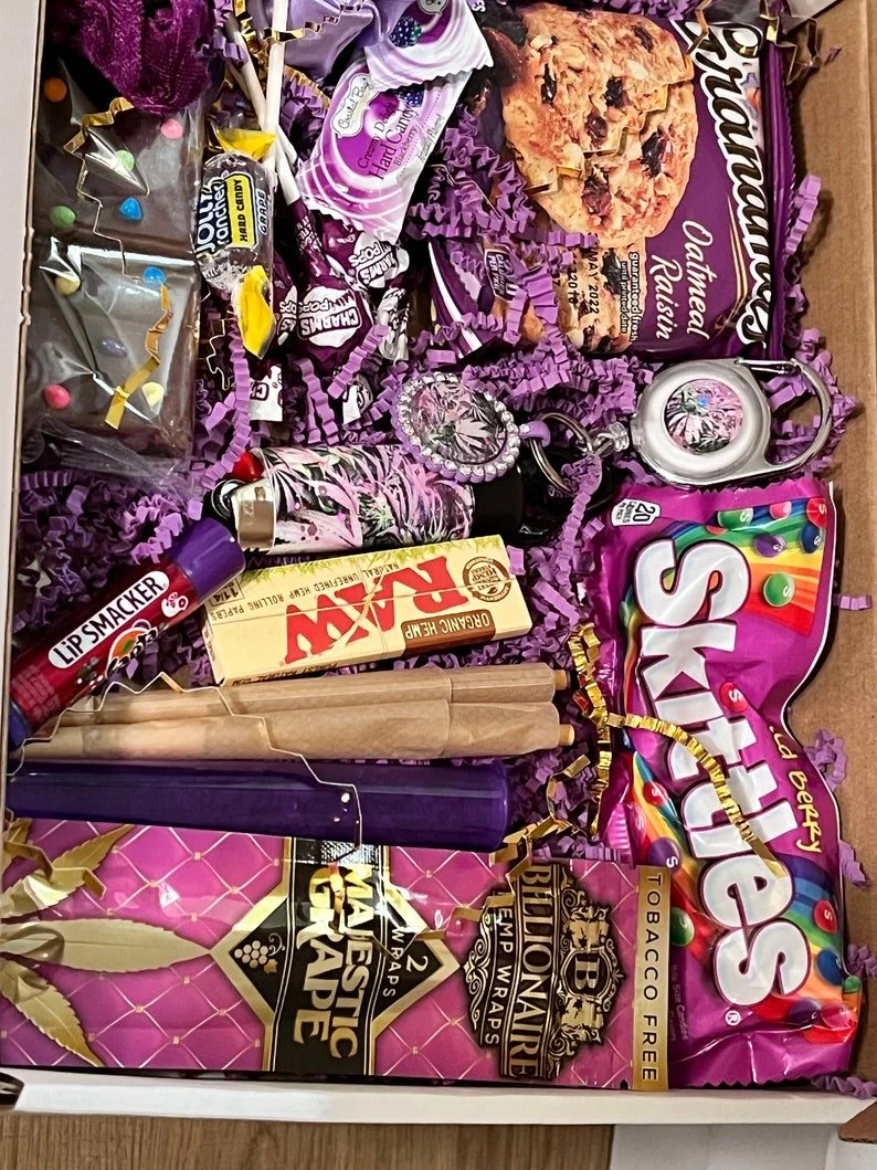 PURPLE SNACK BOX