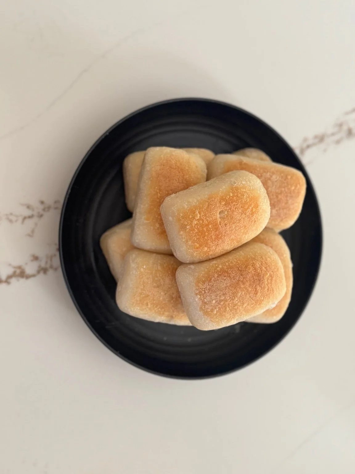 mini_sourdough_roll_photo_8.jpg