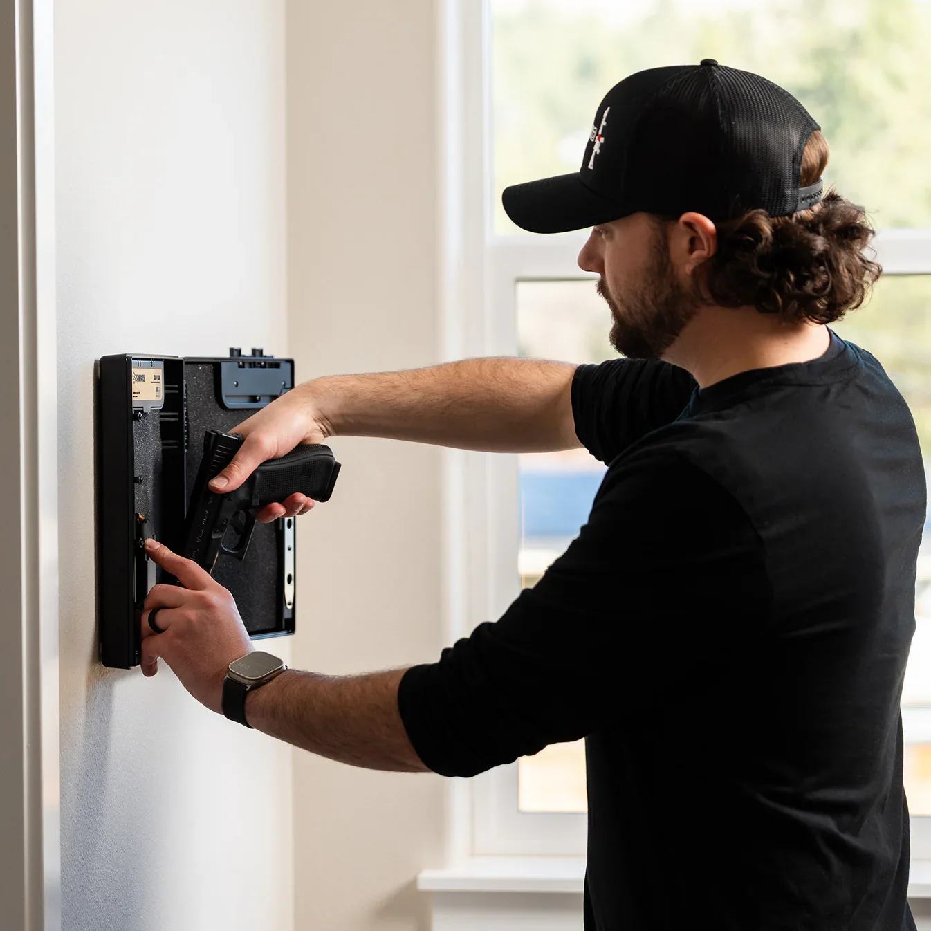 2025_SB_House_Shoot-150_1X1_85bad2fd-d629-48ab-8942-2041d7a6ae99.webp