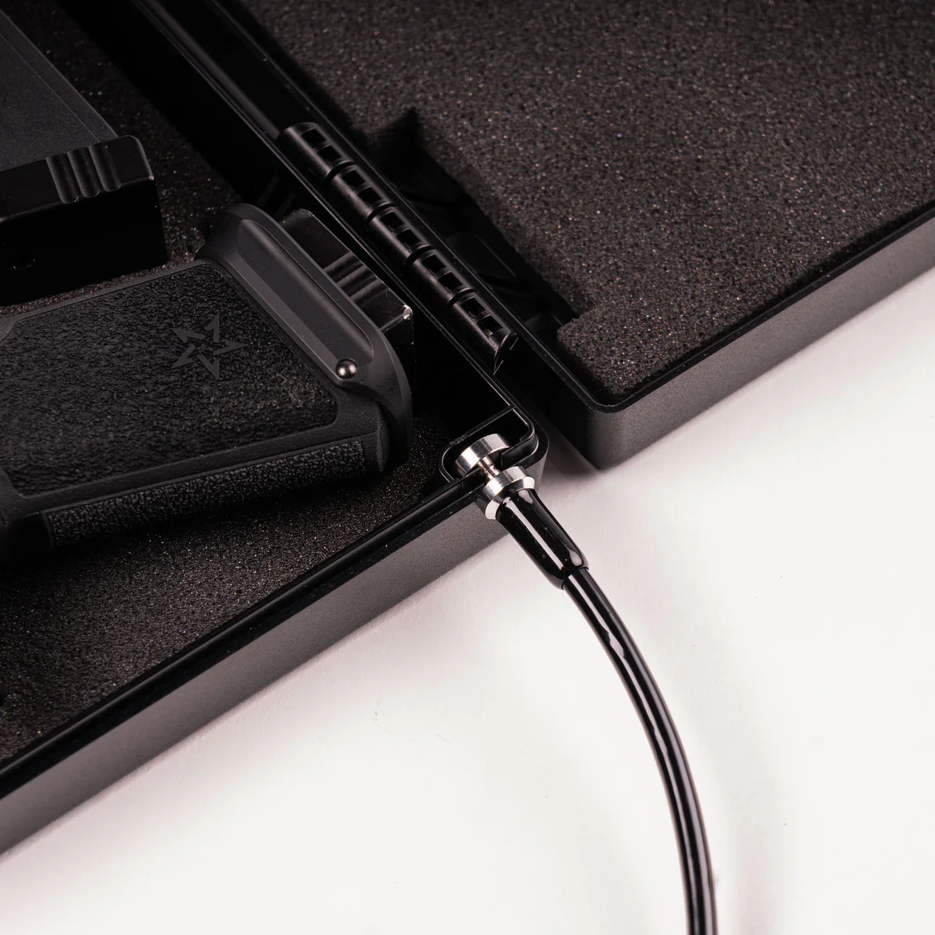 Cable_Lock_on_White-2.webp