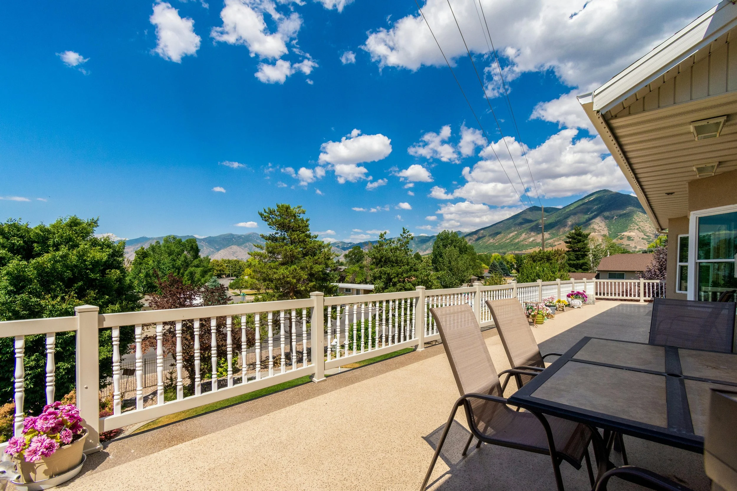 Spider control service for Utah home with outdoor deck and mountain view in Eagle Mountain Utah