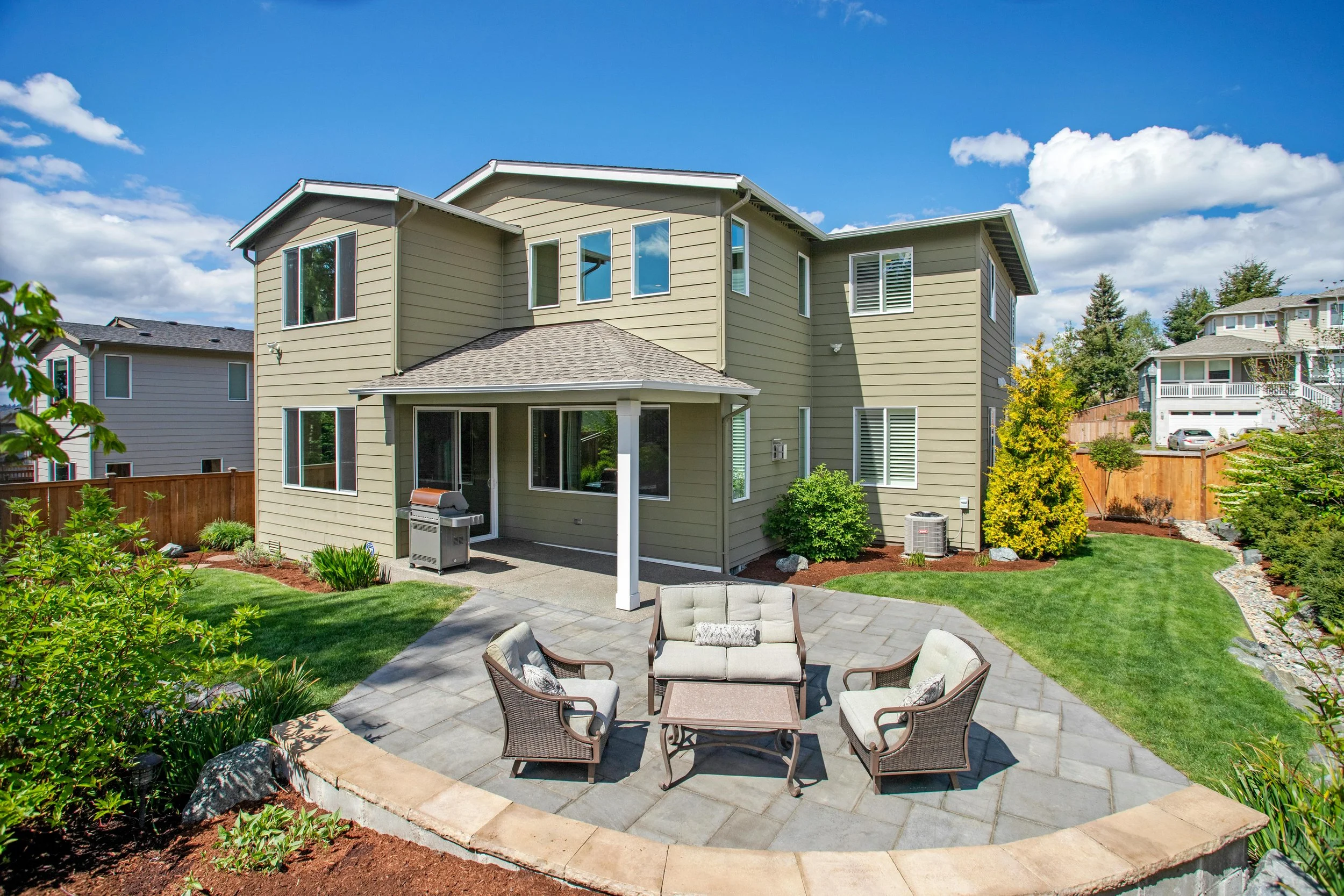 Backyard patio and outdoor living space protected with preventative wasp control logan
