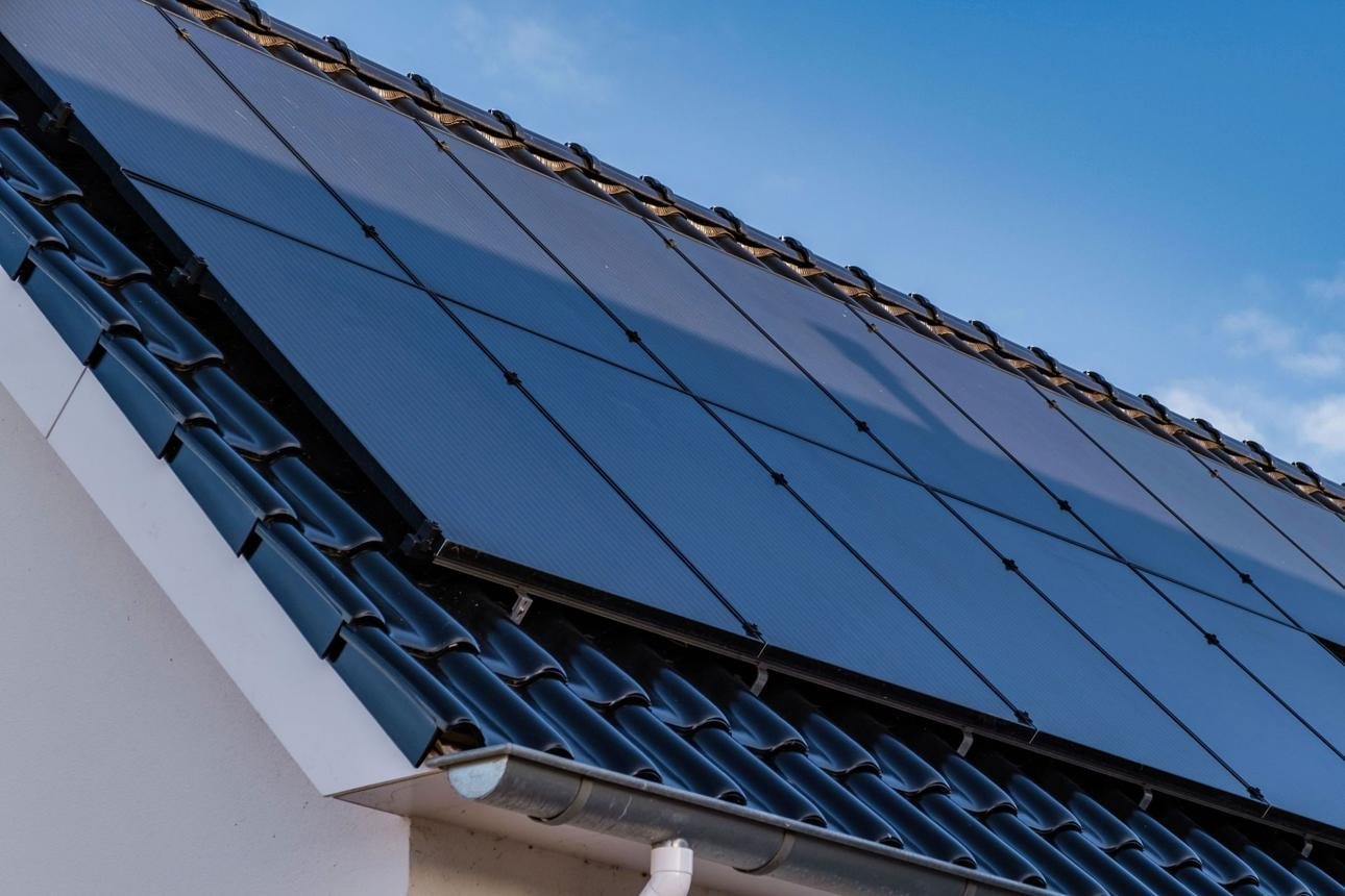 Solar vs Utility Bills: Why More California Homeowners Are Choosing Solar