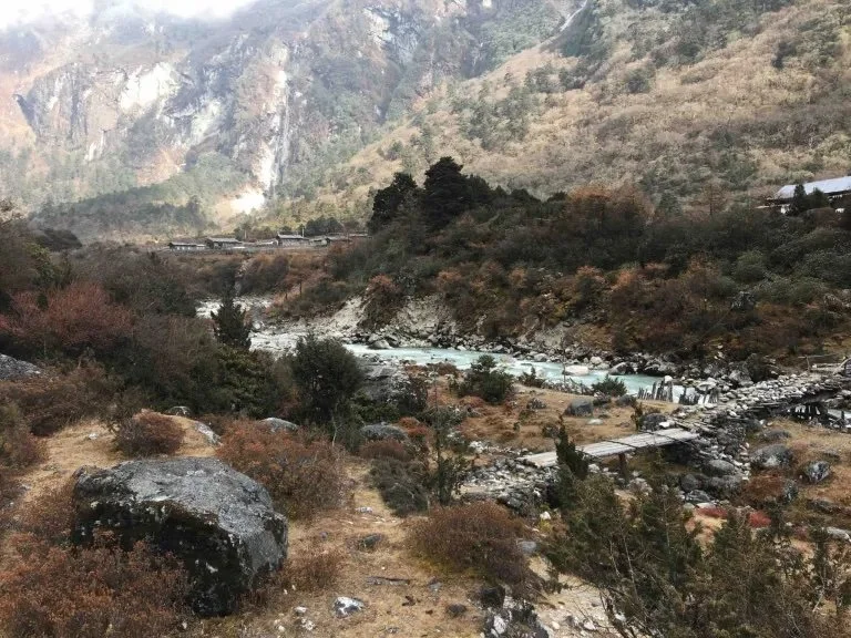 Ghunsa village and river