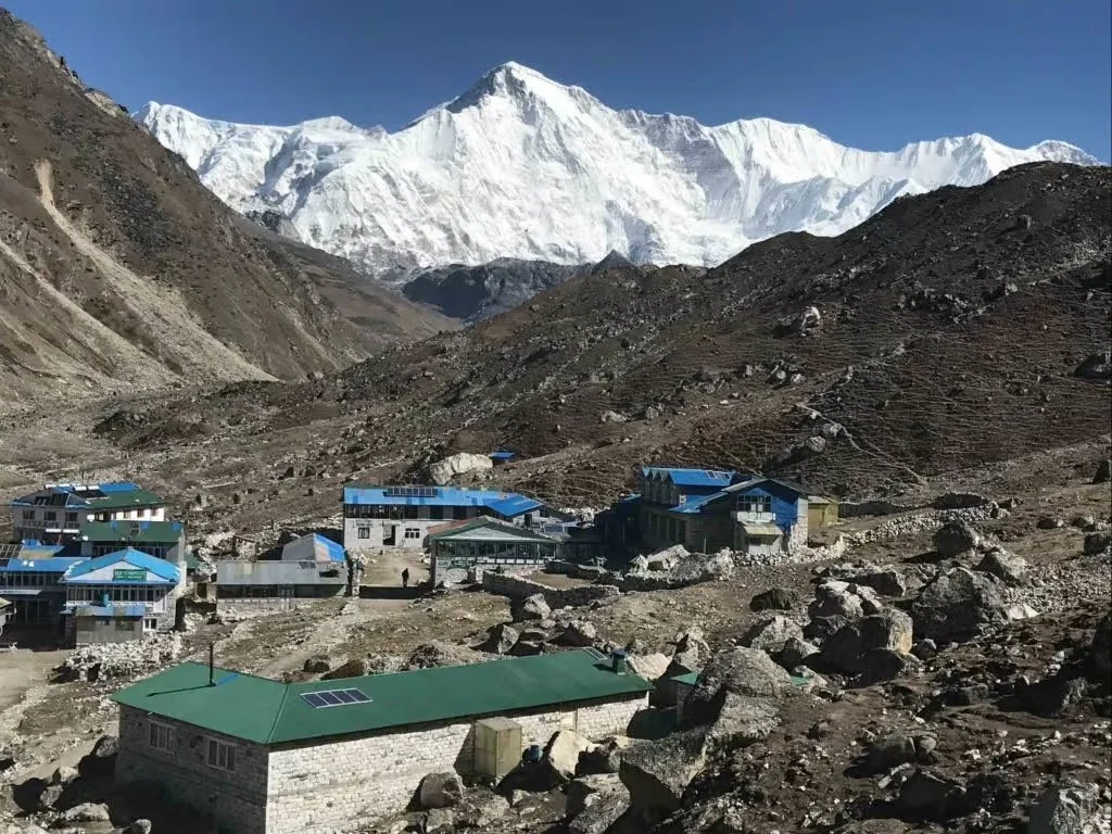 Gokyo village and view of Cho Oyu
