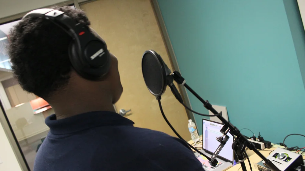 Recording a vocal, 2015