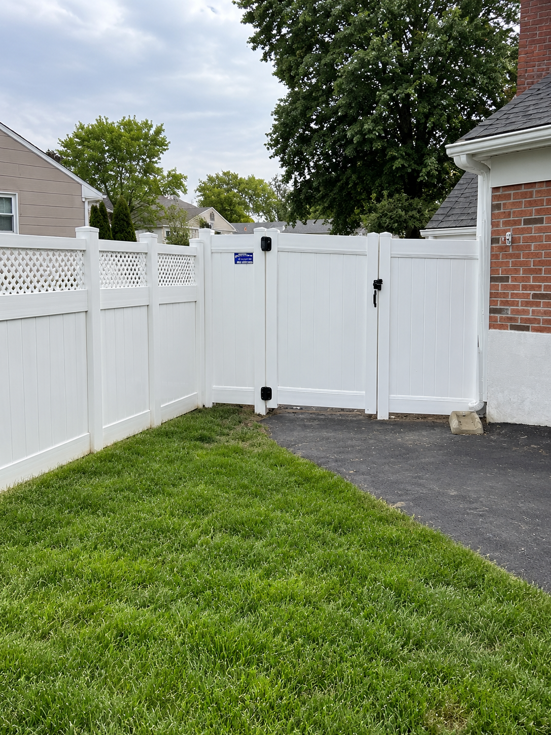 Vinyl Fences