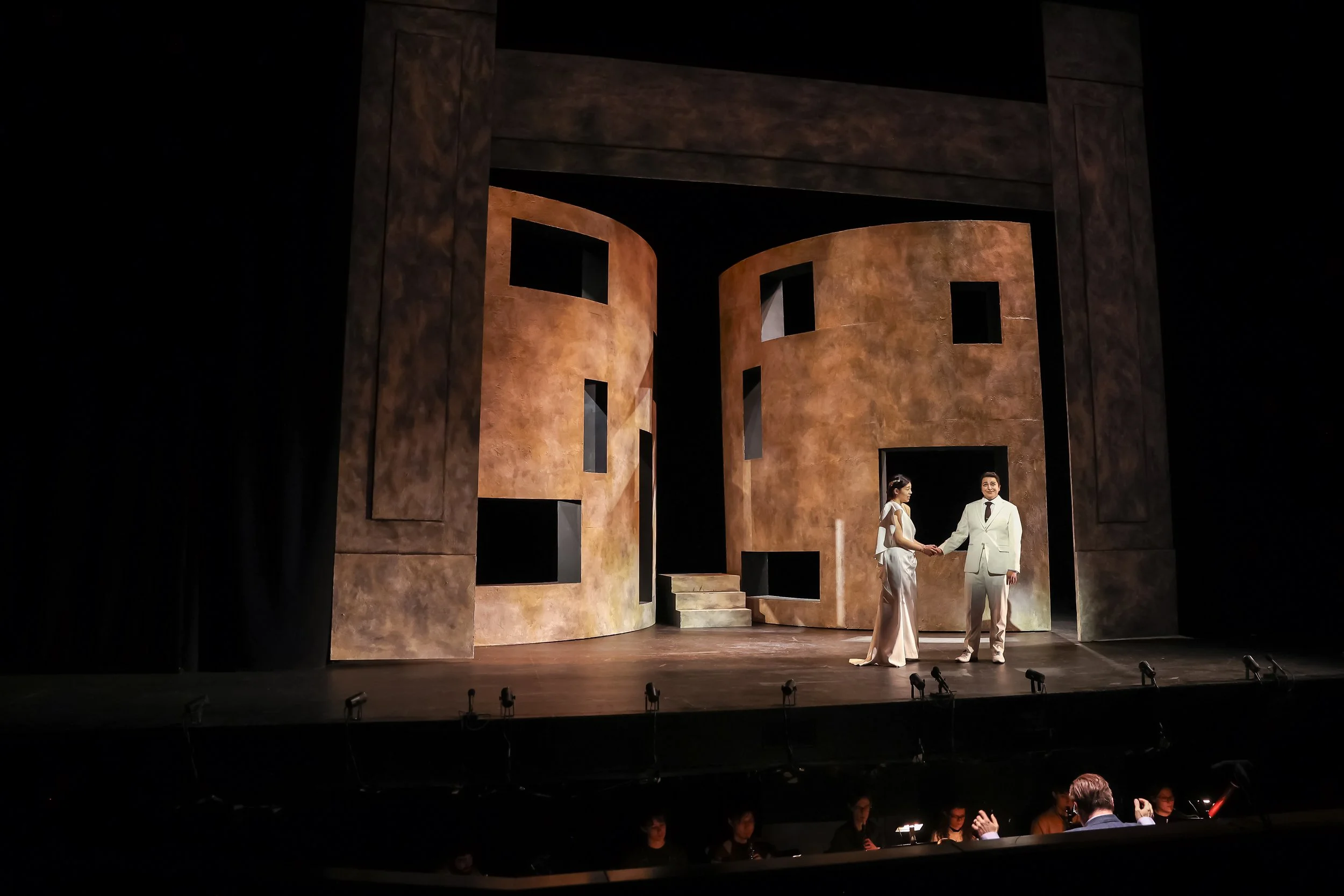 TITO CAST 1-86.jpg