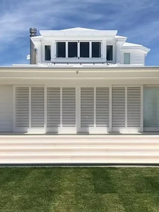 coast-and-country-homes-ponsonby-villa-kitchen-high-end-finish.jpg