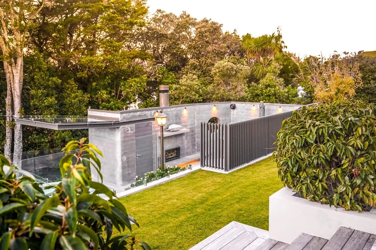 coast-and-country-homes-stanley-point-outdoor-retreat.jpg