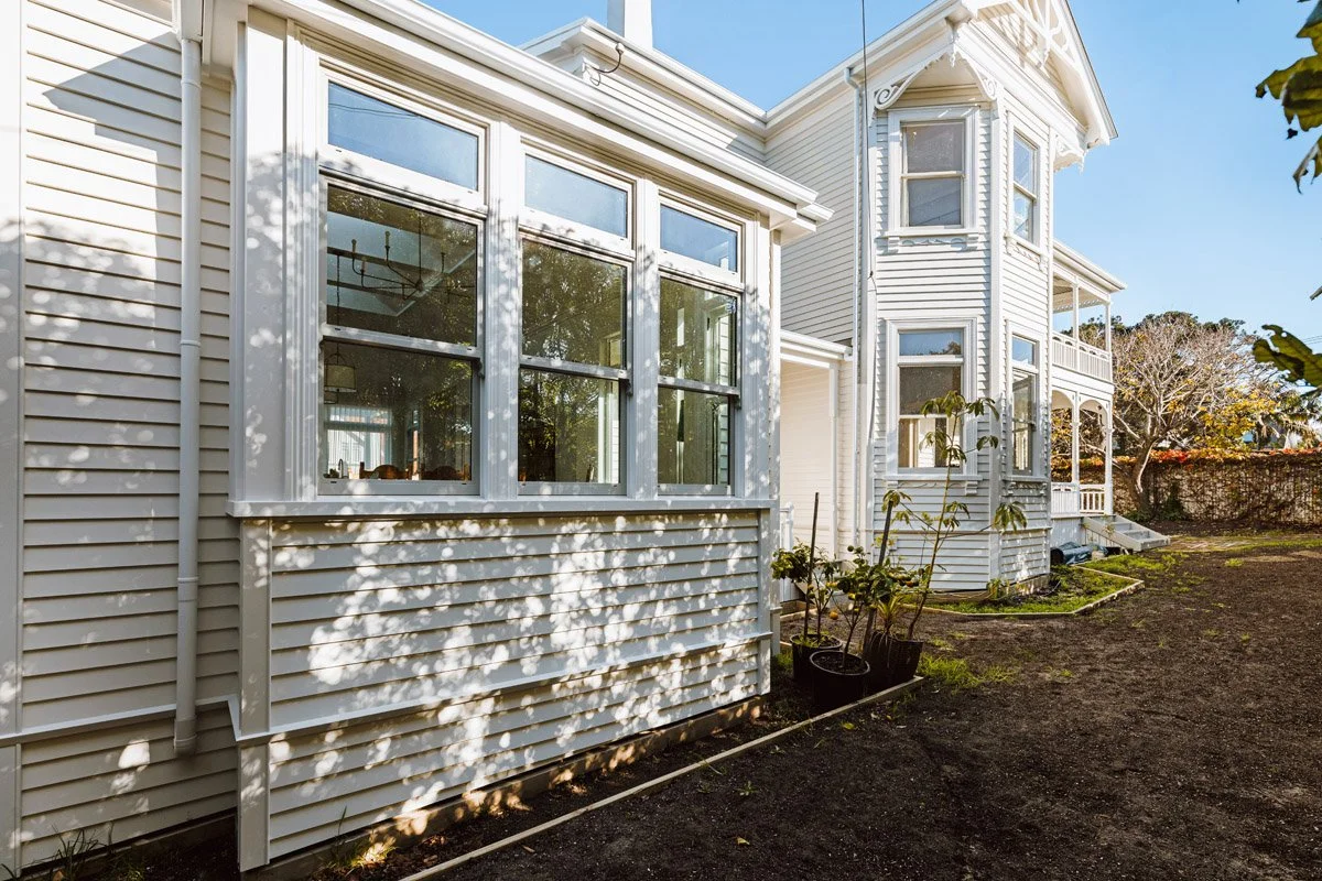 Character home restoration and extension project in Narrow Neck, featuring heritage detailing, weatherboard cladding and modern family living spaces.