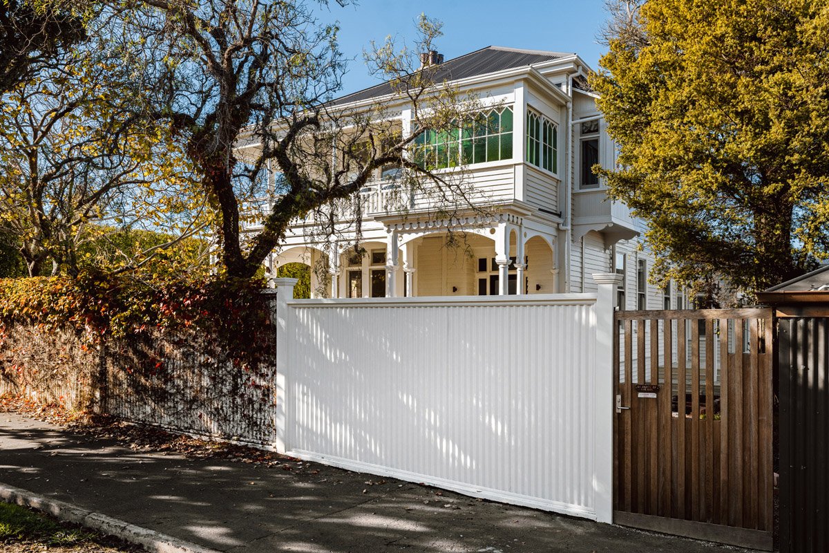 narrow-neck-character-home-heritage-restoration.jpg