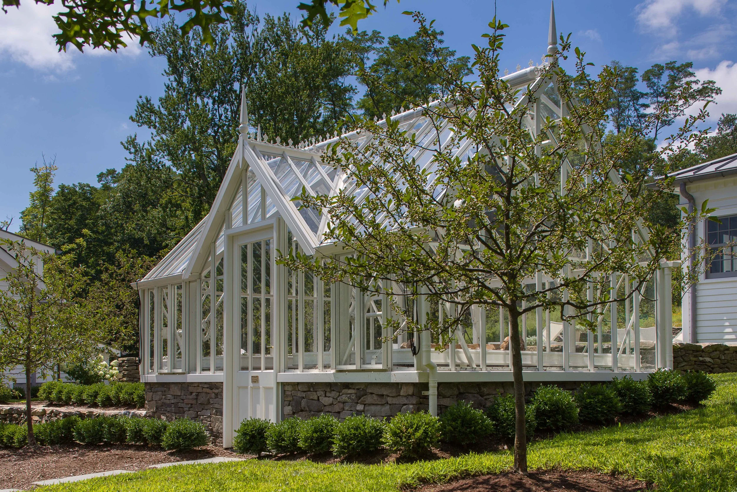 06-greenhouse-garden-structure-estate.jpg