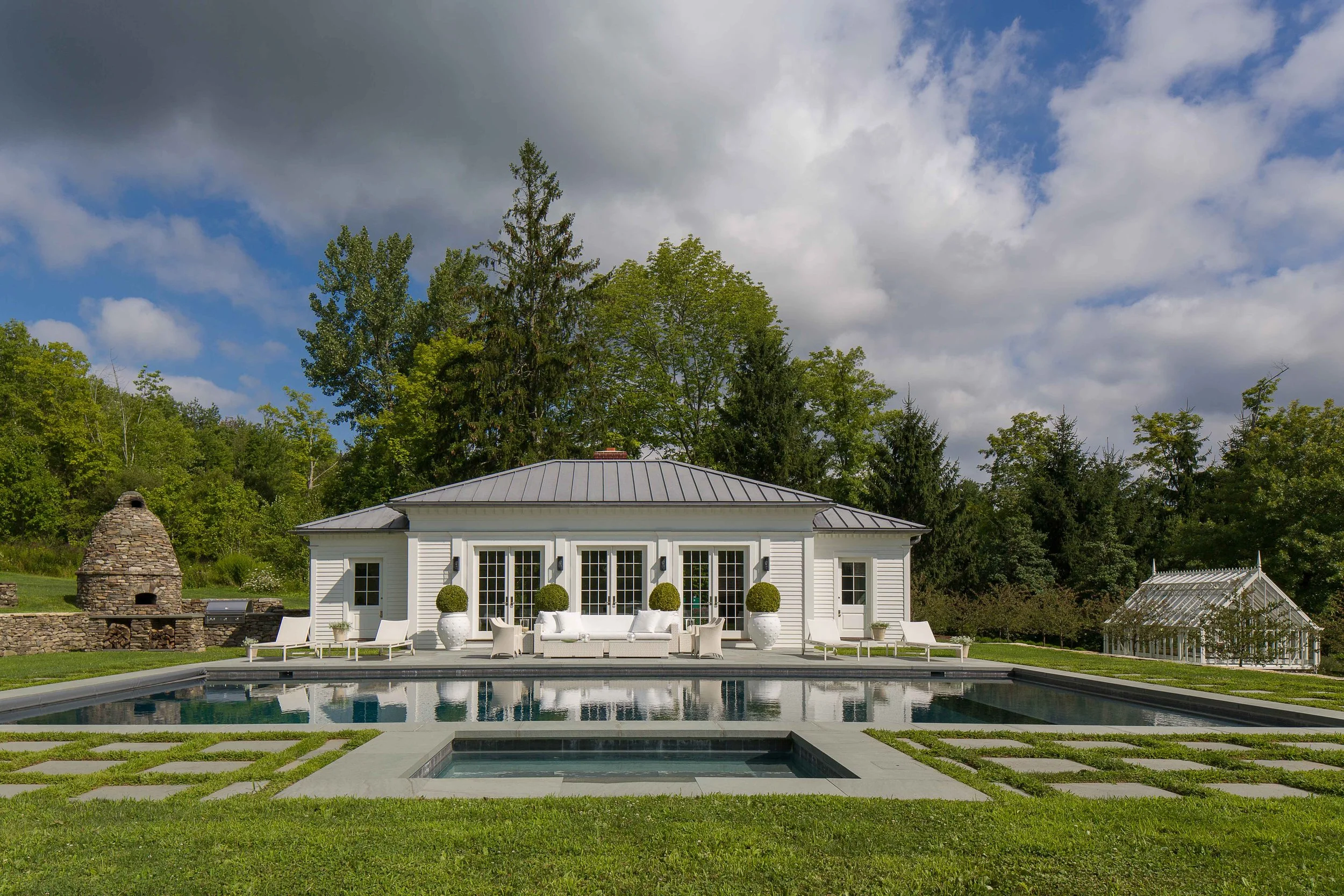 A Dynamic Family Compound in New England